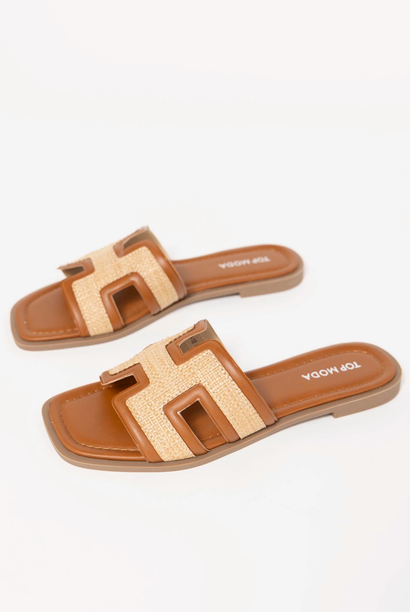 swatch_Tan elio raffia slide sandal