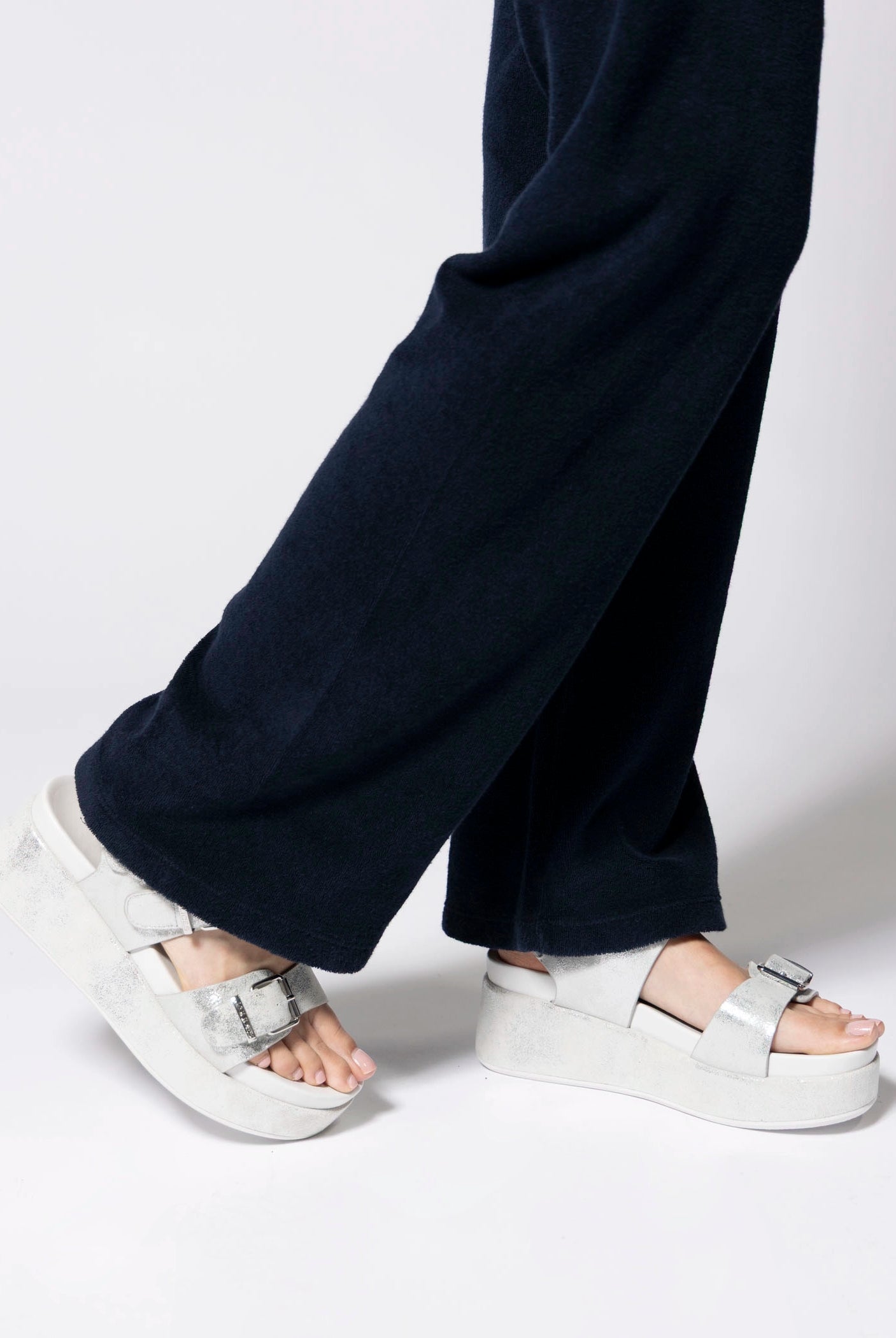 swatch_Fog jslides brooke platform sandal