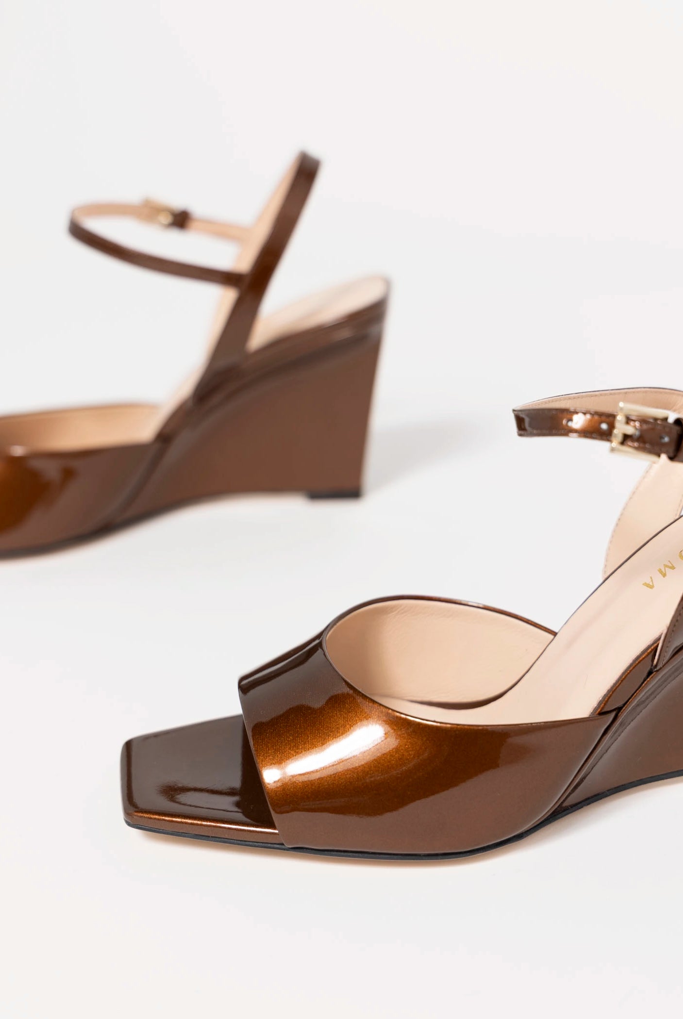 swatch_Bronze Patent wedge sandal