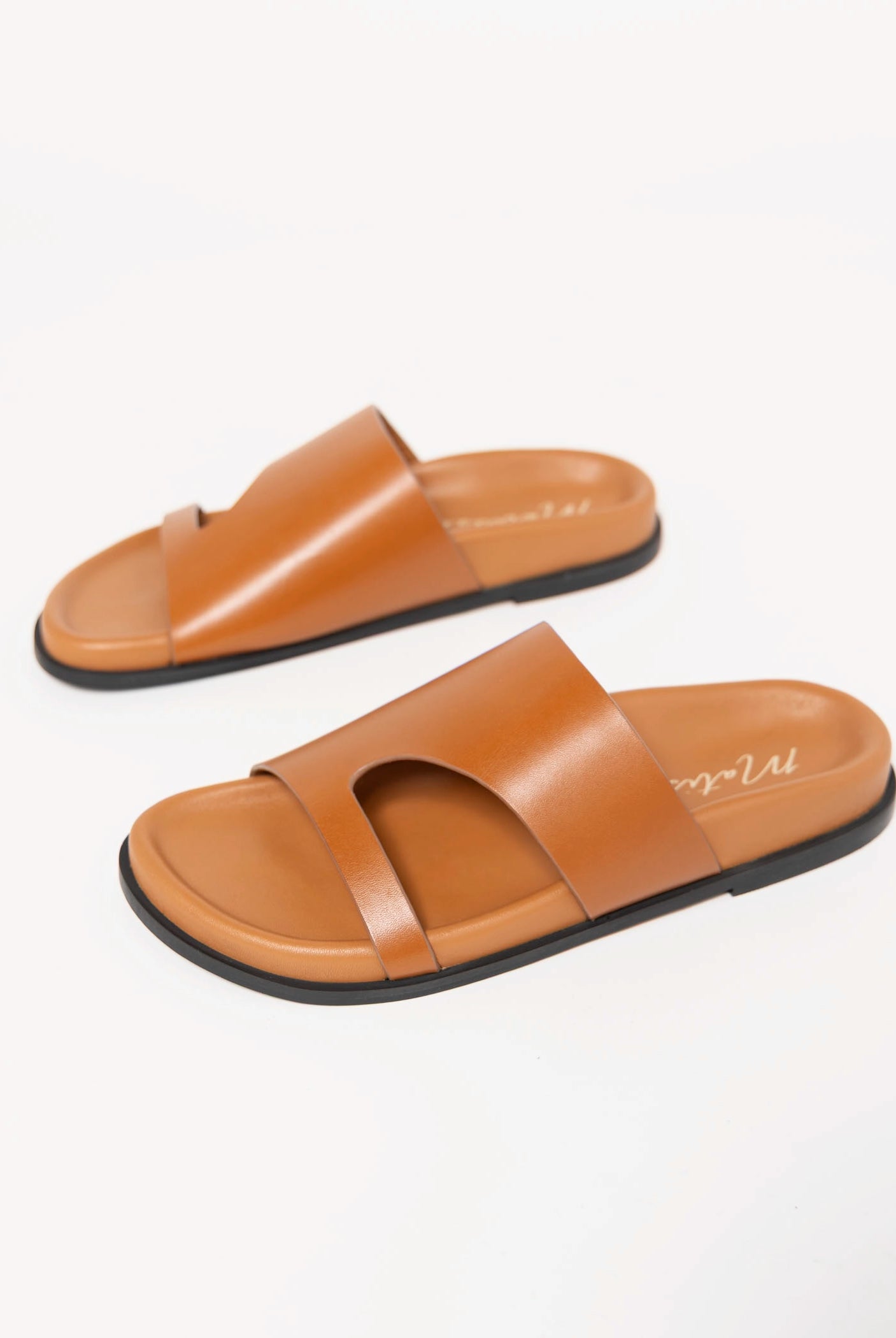 swatch_Tan Leather matisse tanner slide sandal