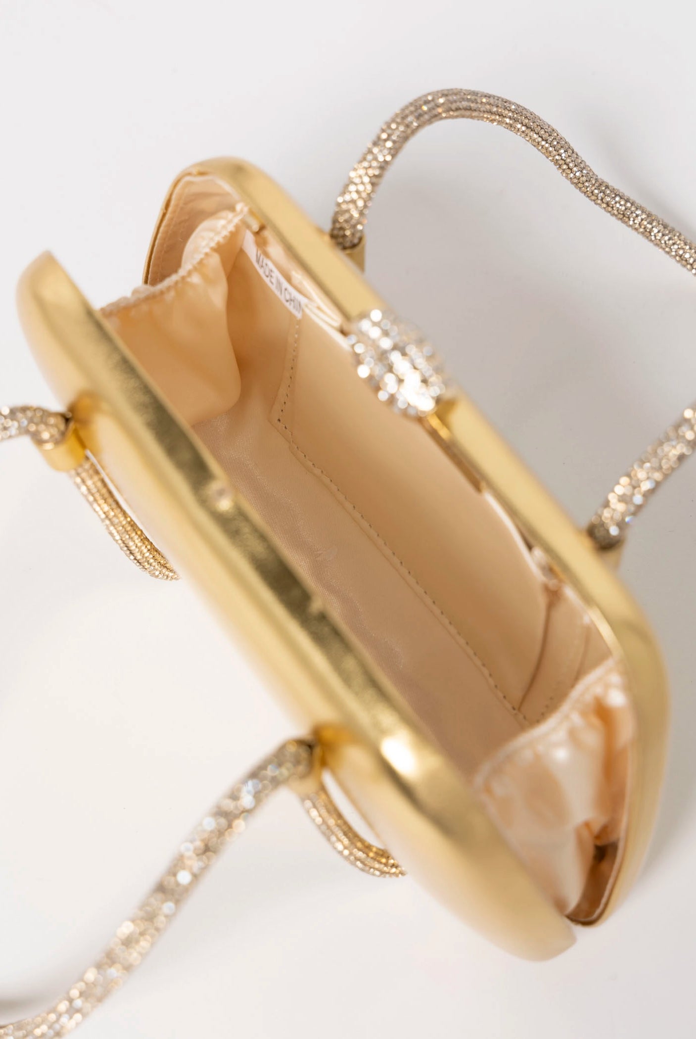 swatch_Platino camara crystal handle evening bag