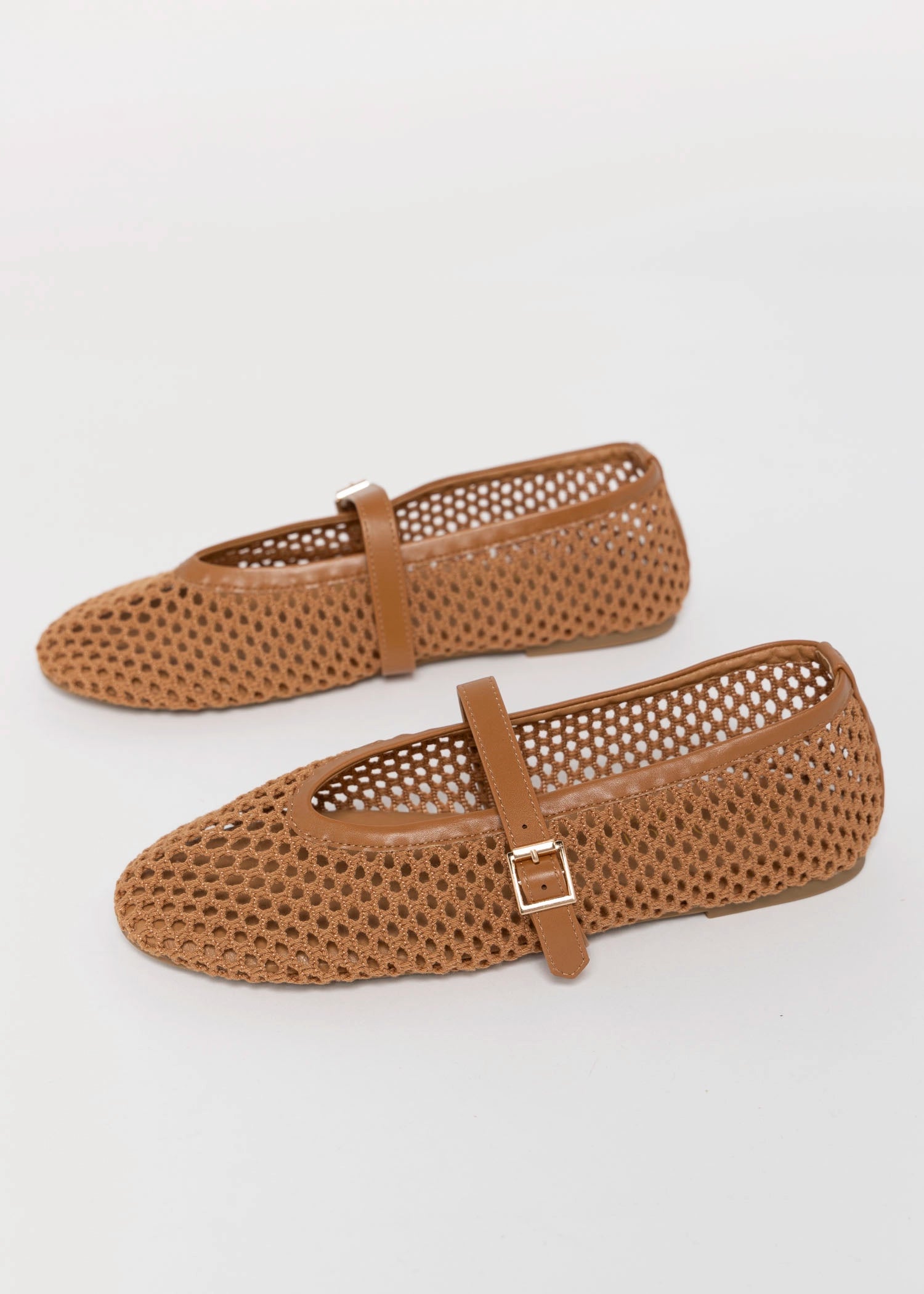 swatch_Tan coconuts nolita woven flat