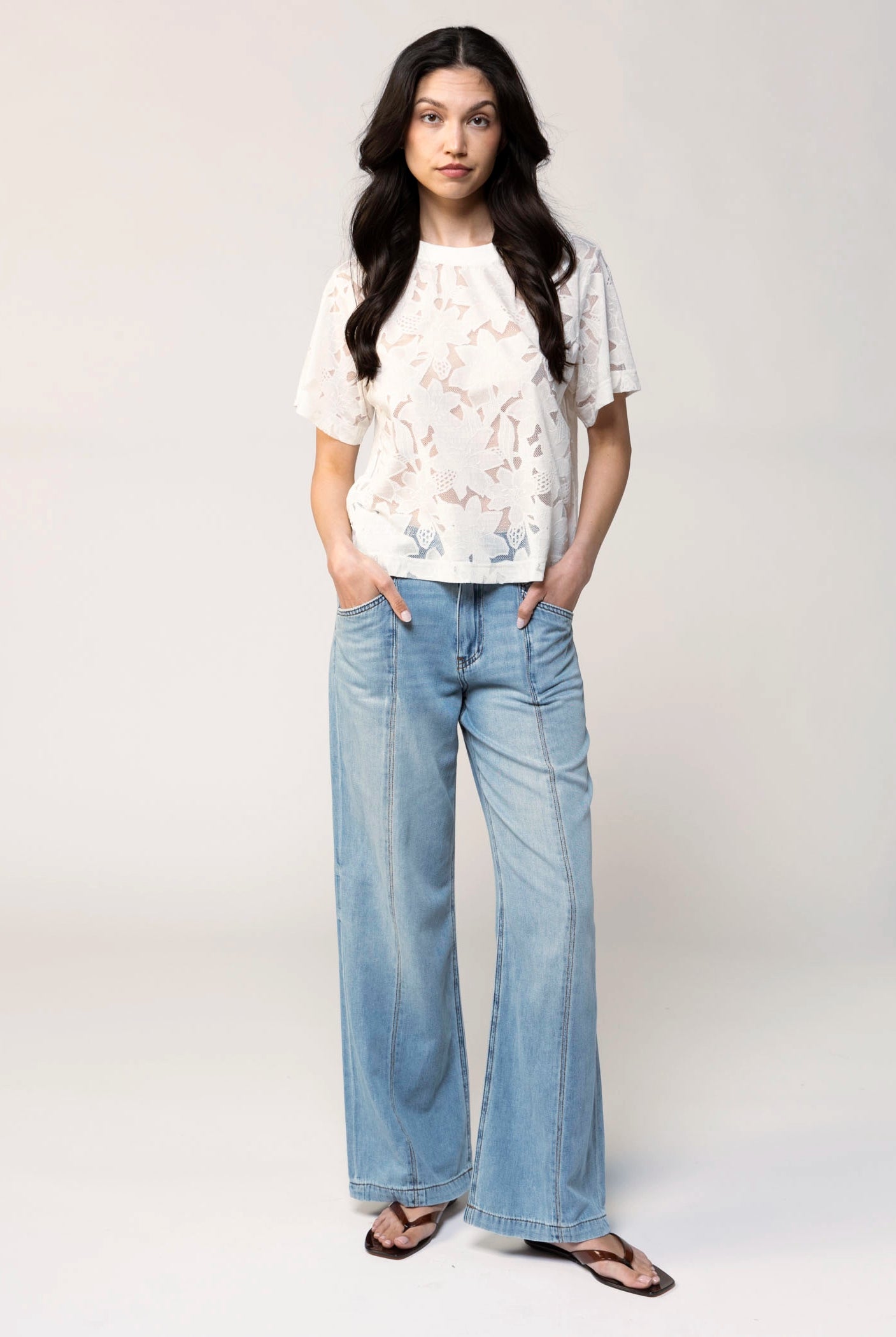 swatch_Denim kut from the kloth jodi wide leg jean