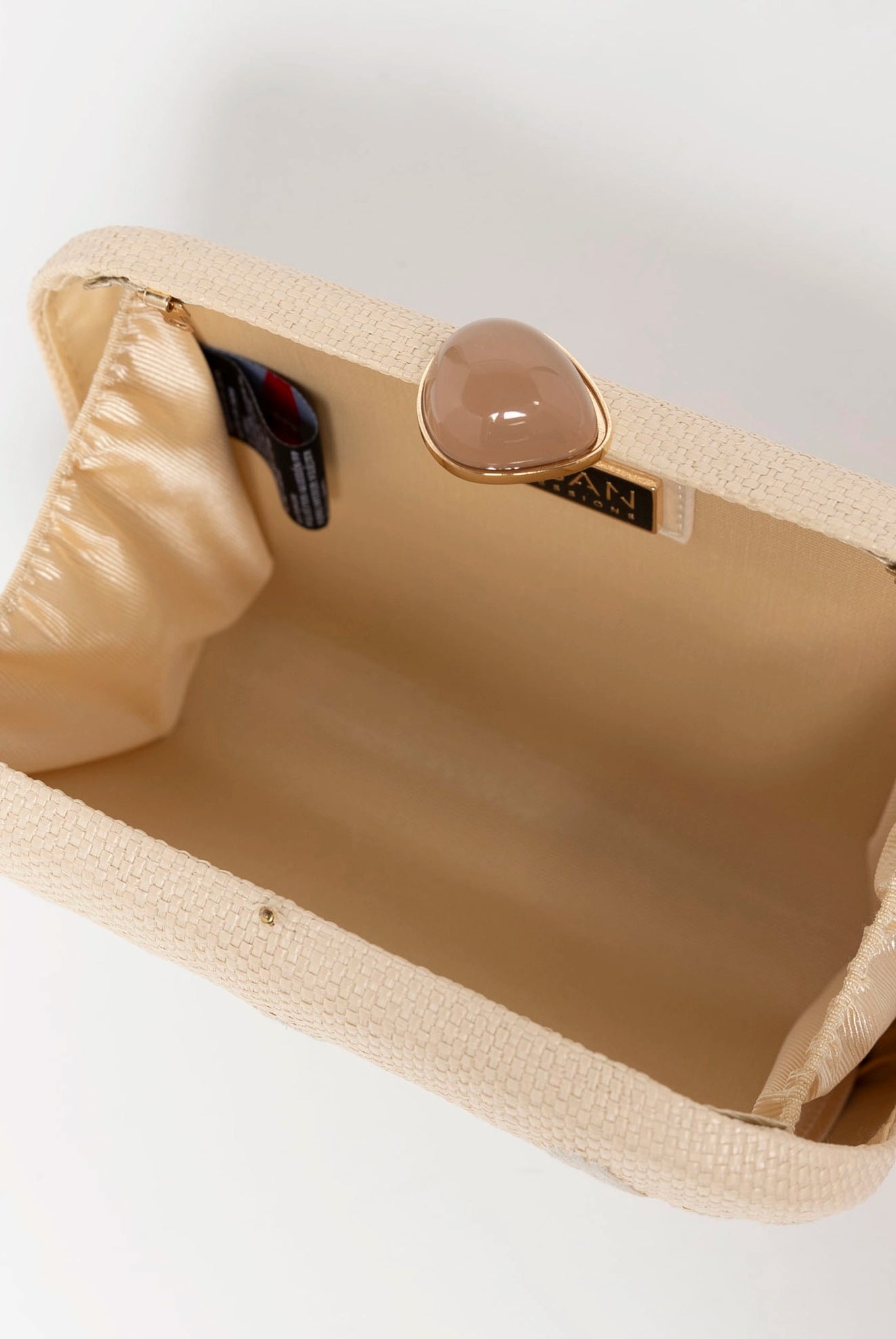 swatch_Ivory urban expressions roley evening clutch