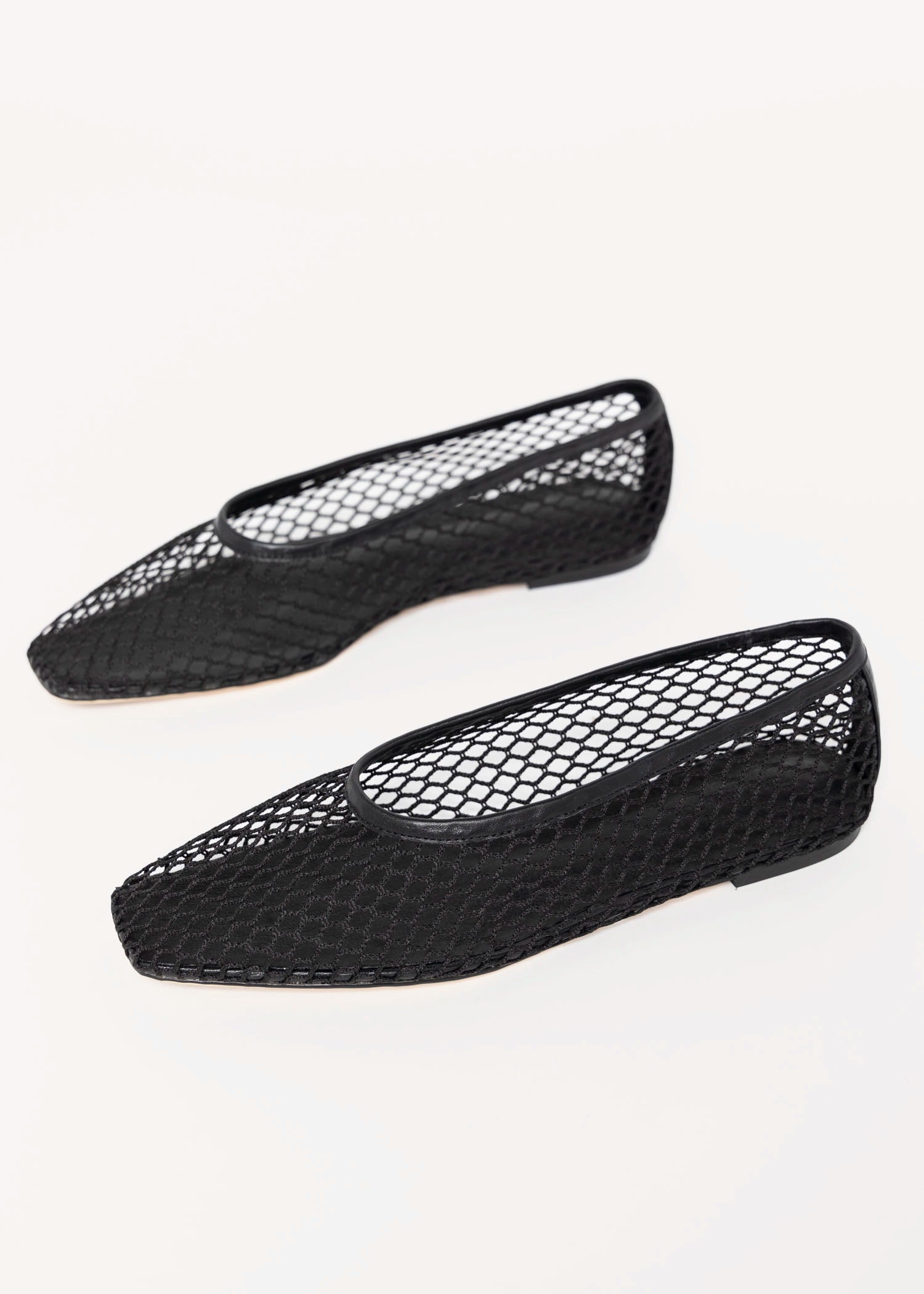 swatch_Black Mesh tony bianco buzz flat