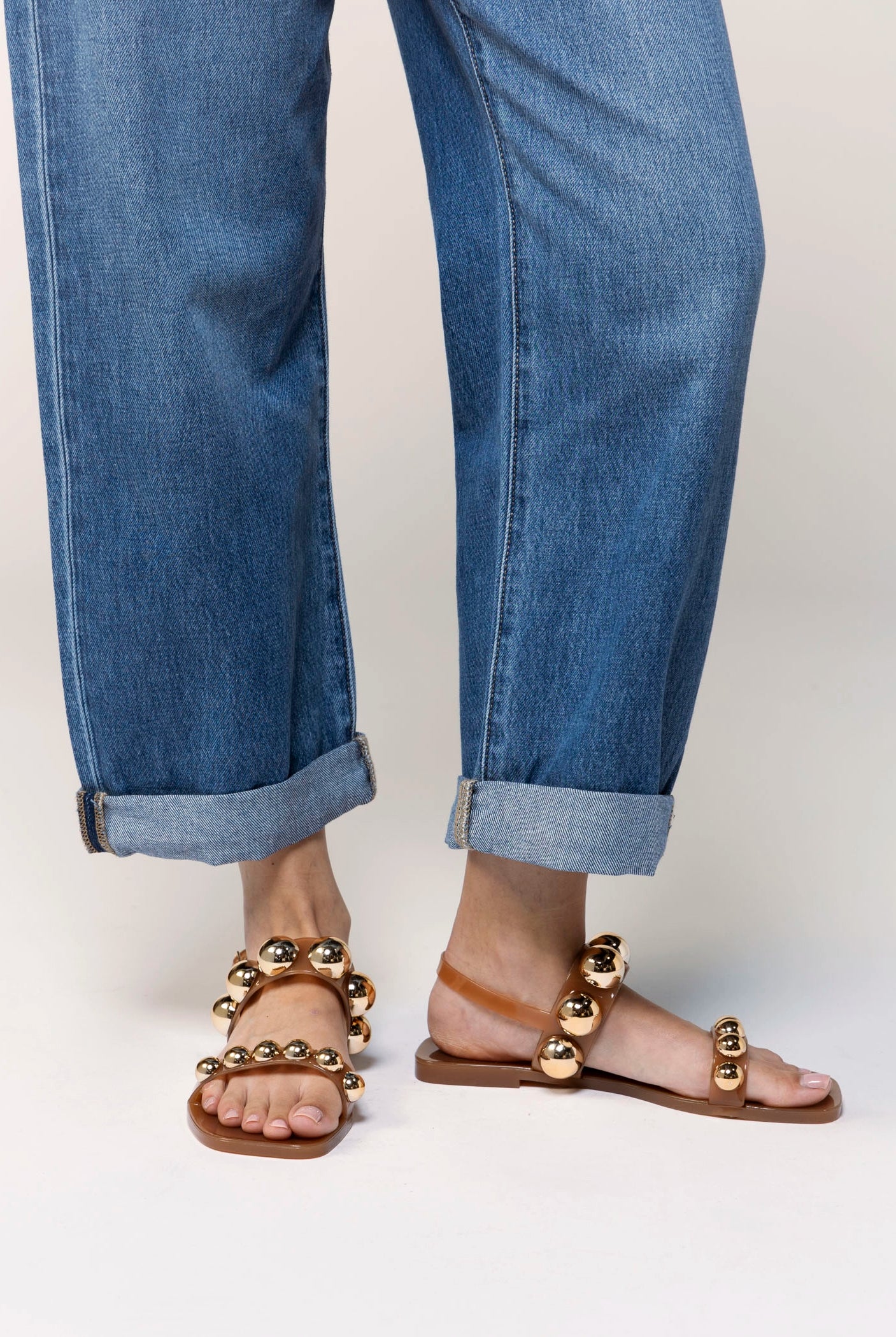 swatch_Caramel/Gold jeffrey campbell gumdrop jelly sandal