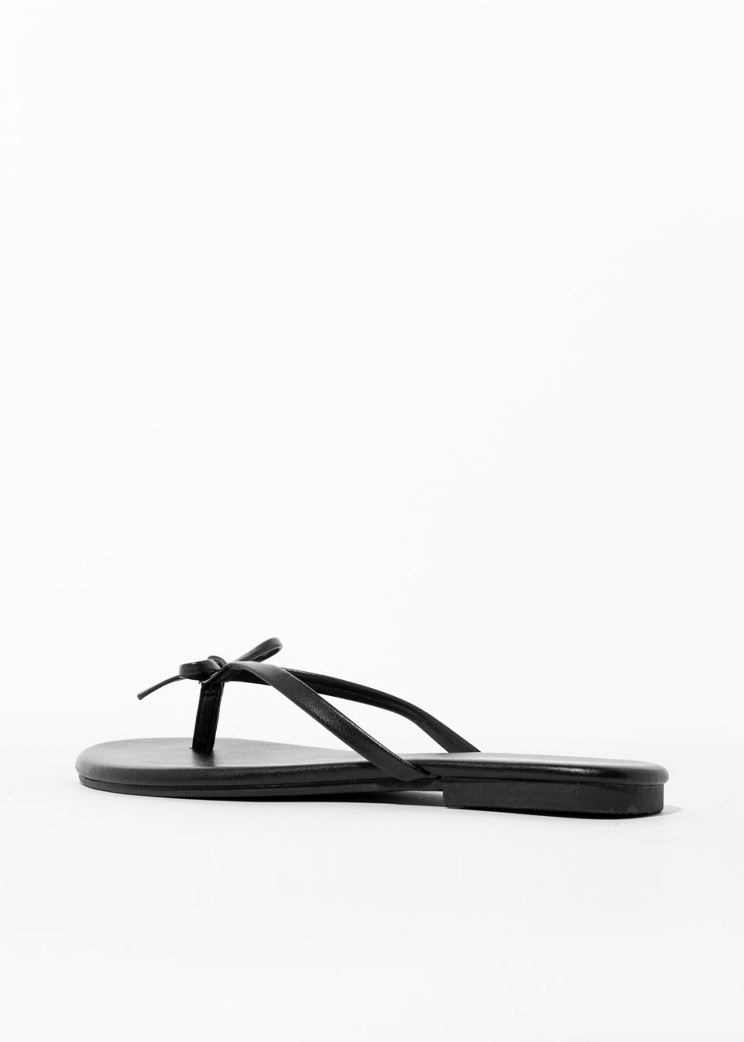 swatch_black wishlist flip flop flat sandals