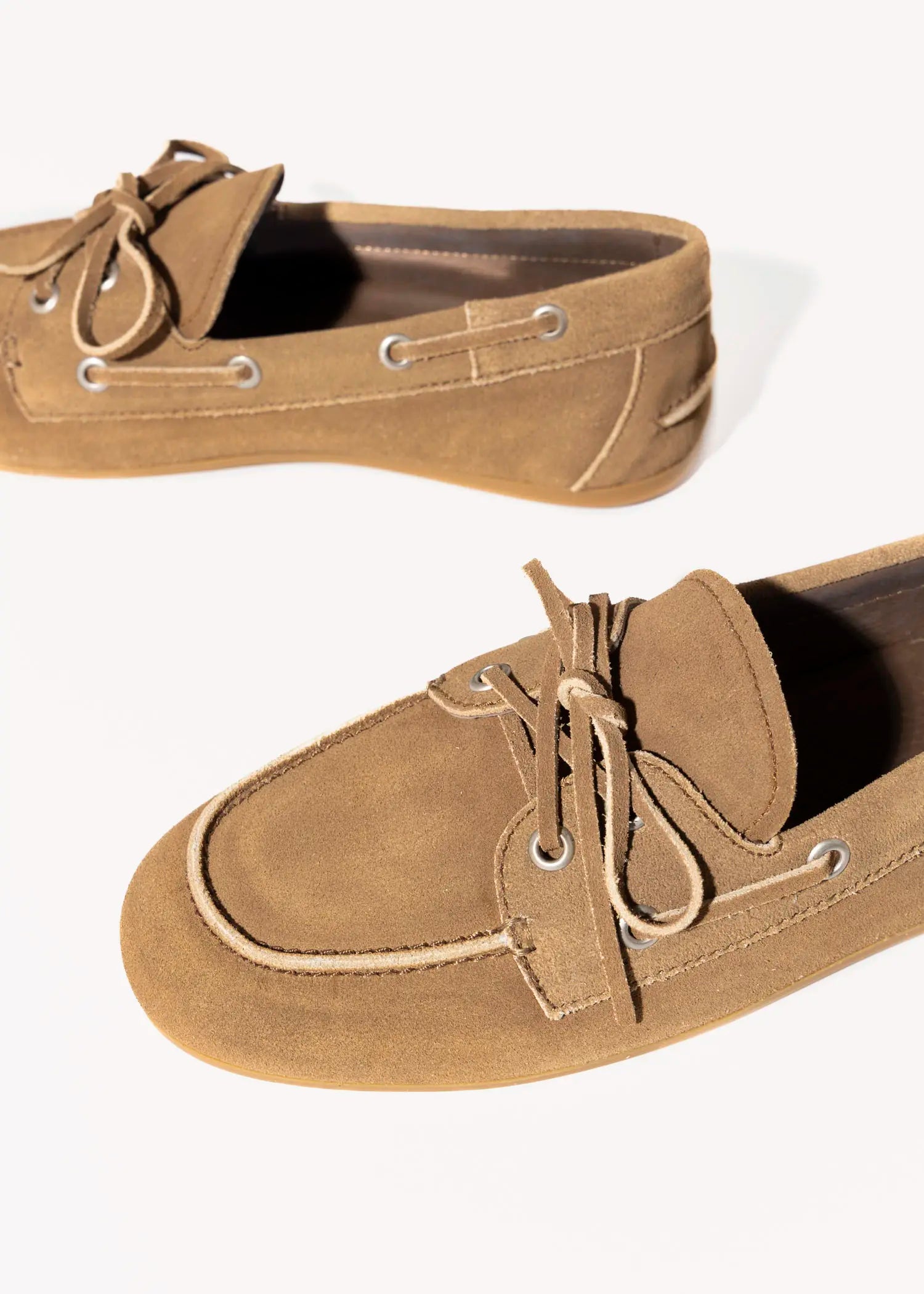 swatch_brown boast boat shoe flat shoes
