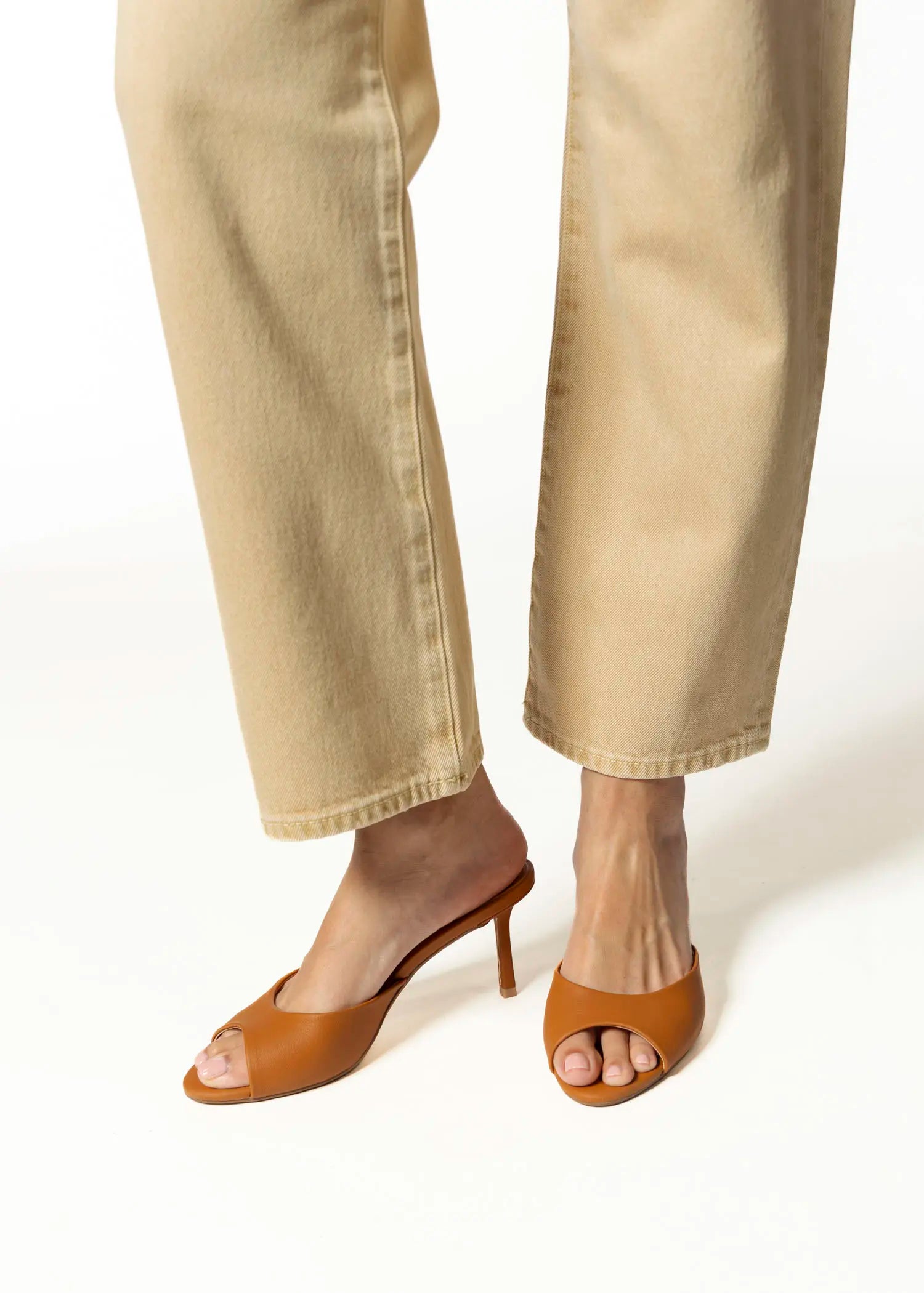 swatch_camel elaine heeled sandal heeled sandals