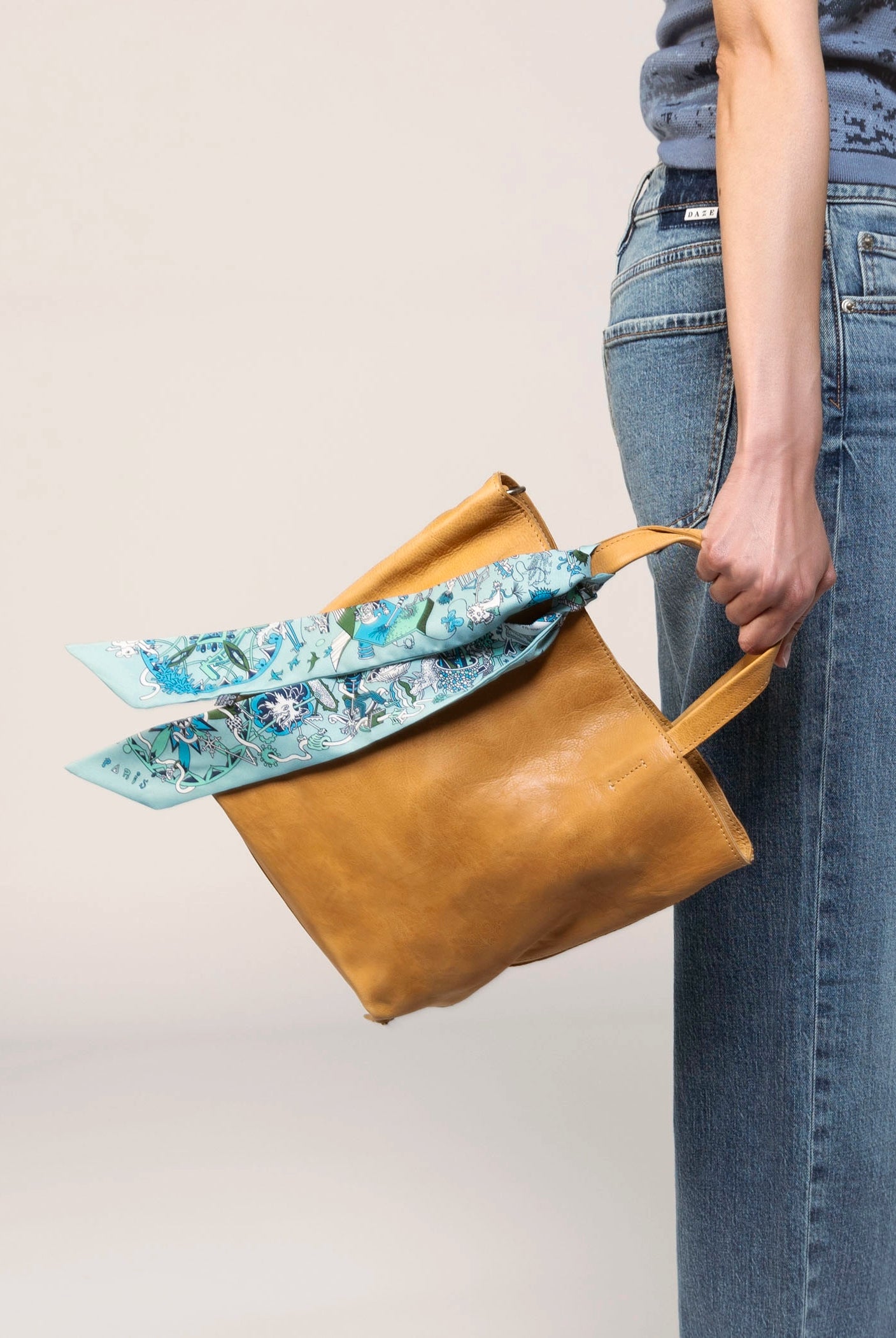swatch_Mint twilly scarf