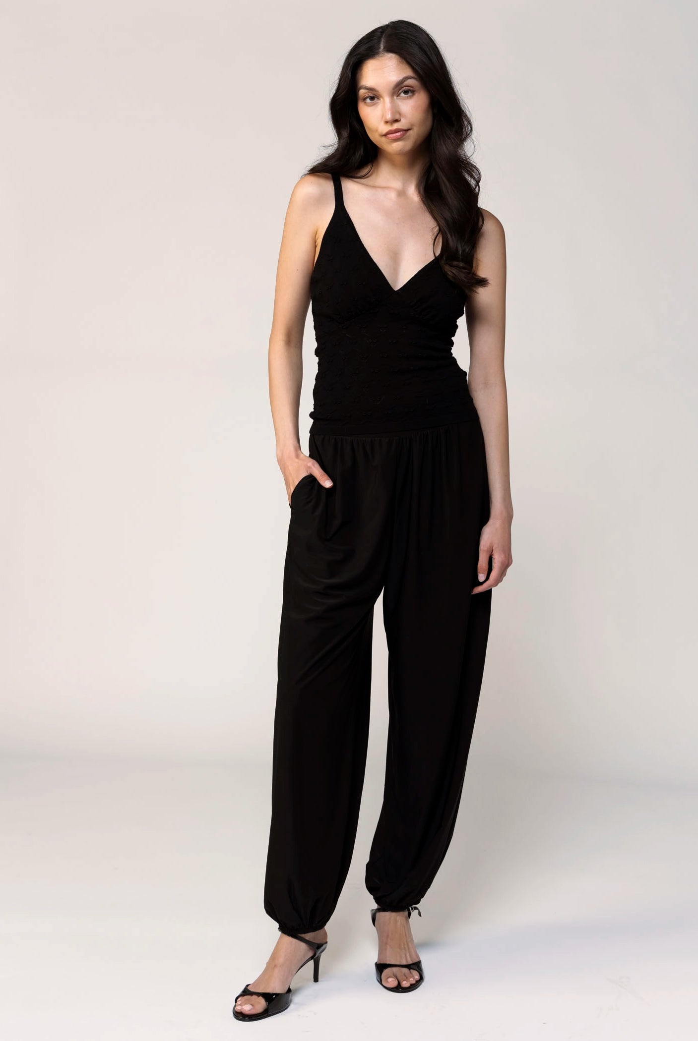 swatch_Black balloon pants