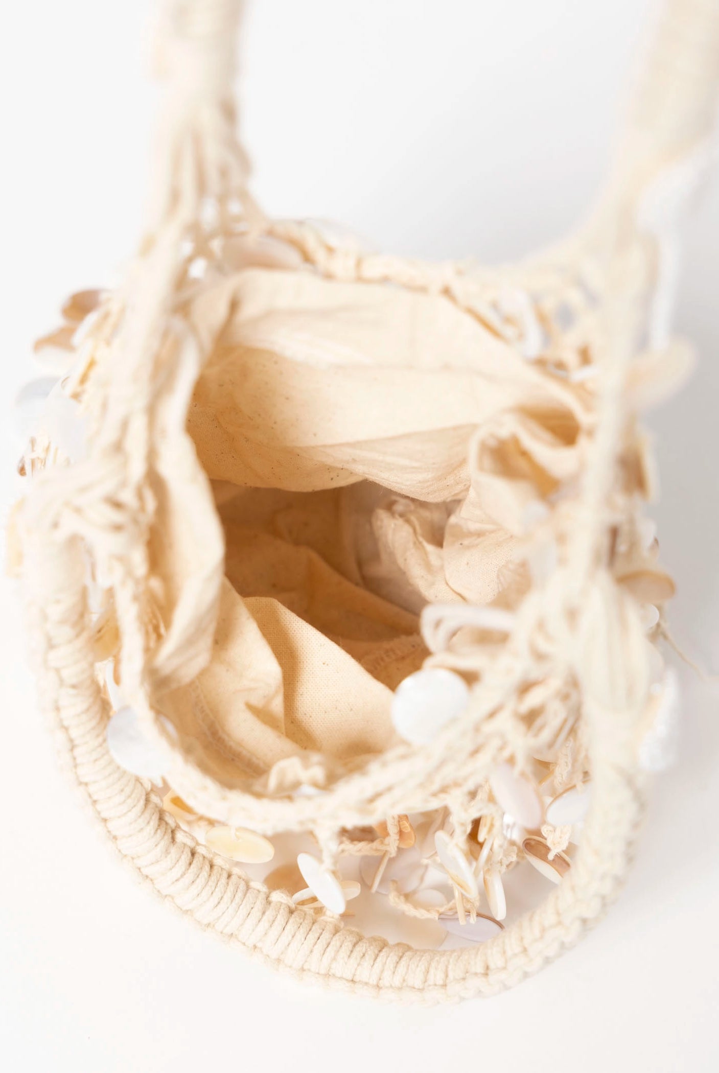 swatch_Natural melie bianco skye shell bag