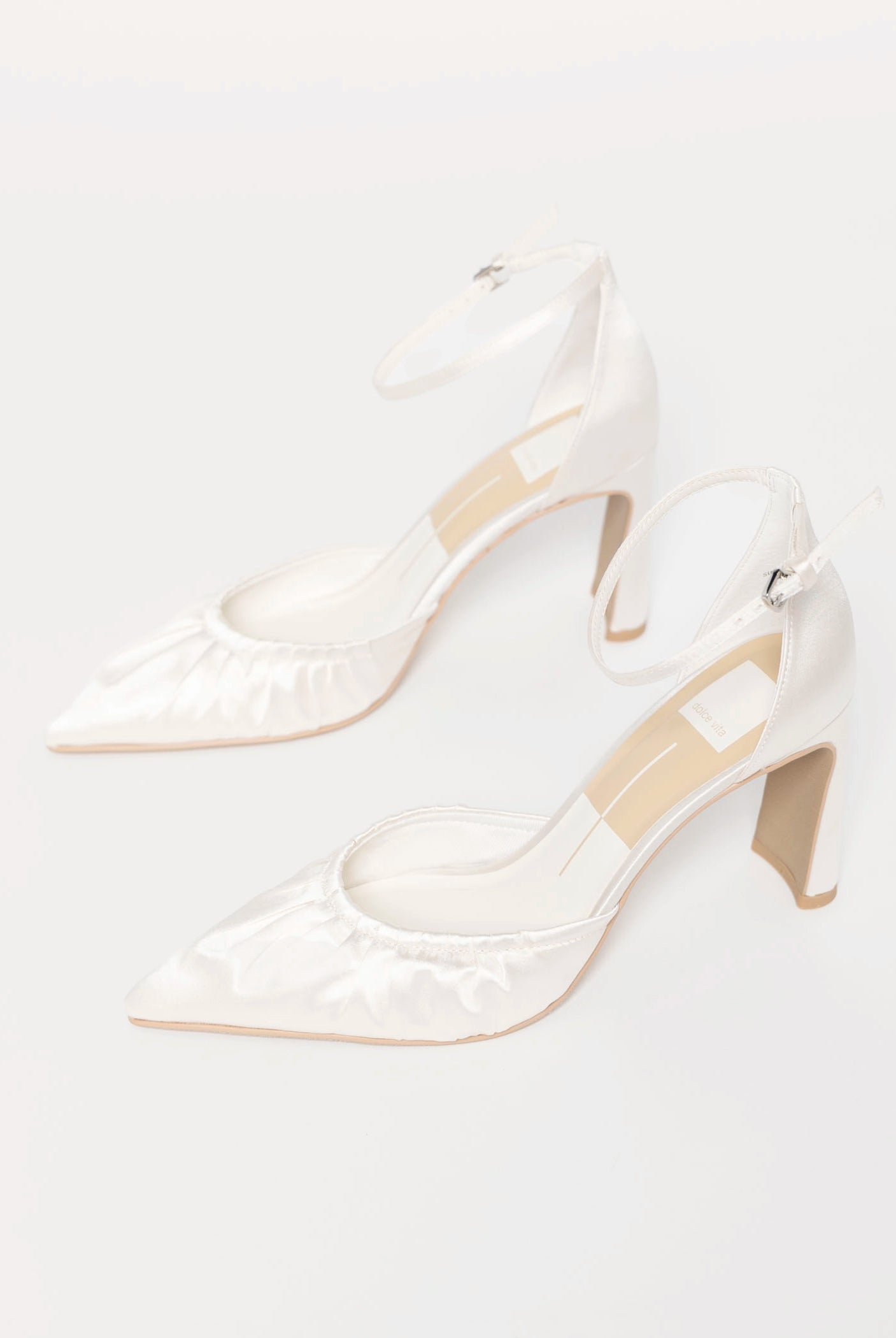 swatch_Ivory Satin dolce vita kylo rushed satin pump