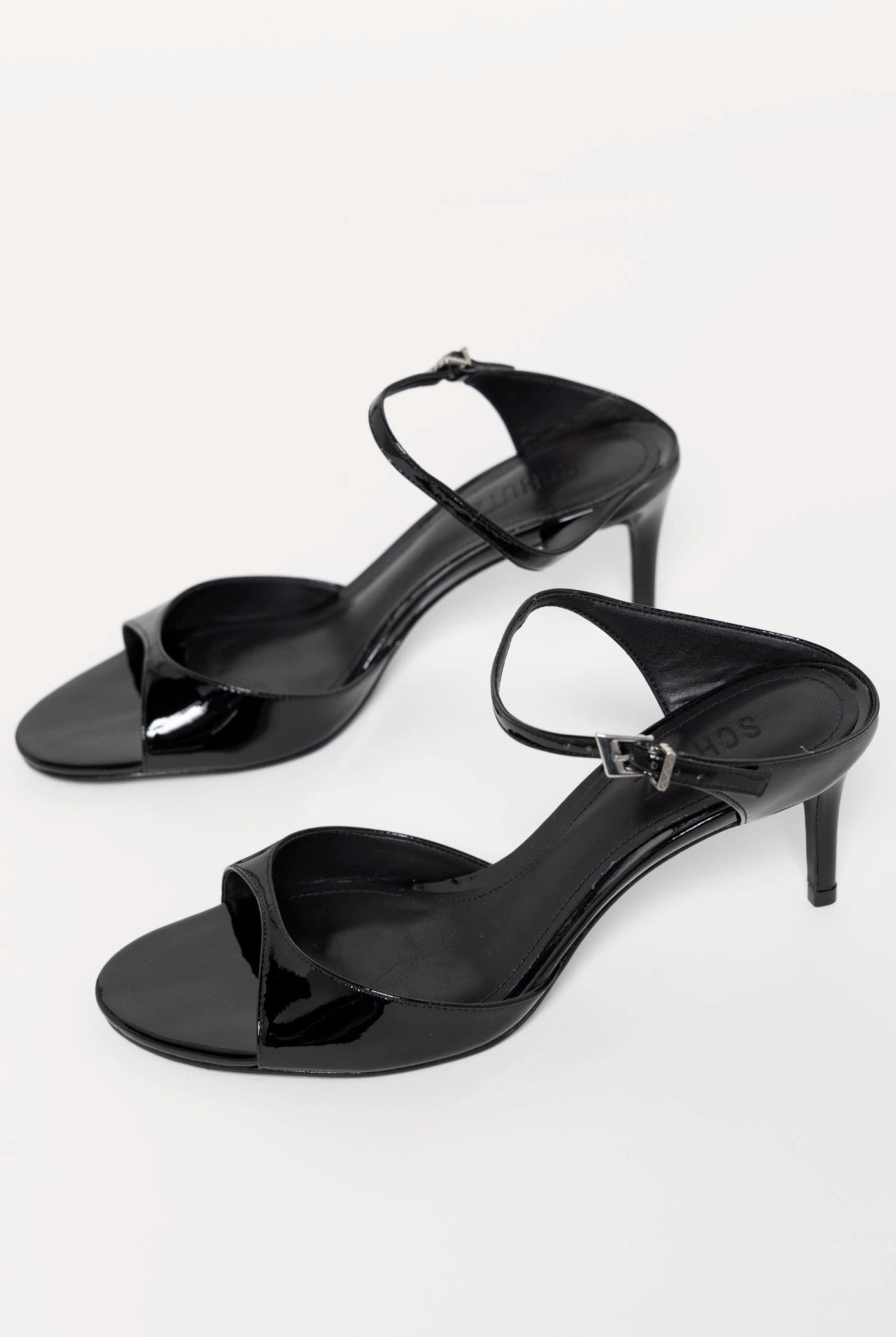 swatch_Black Patent schutz lyra-mid heeled sandal