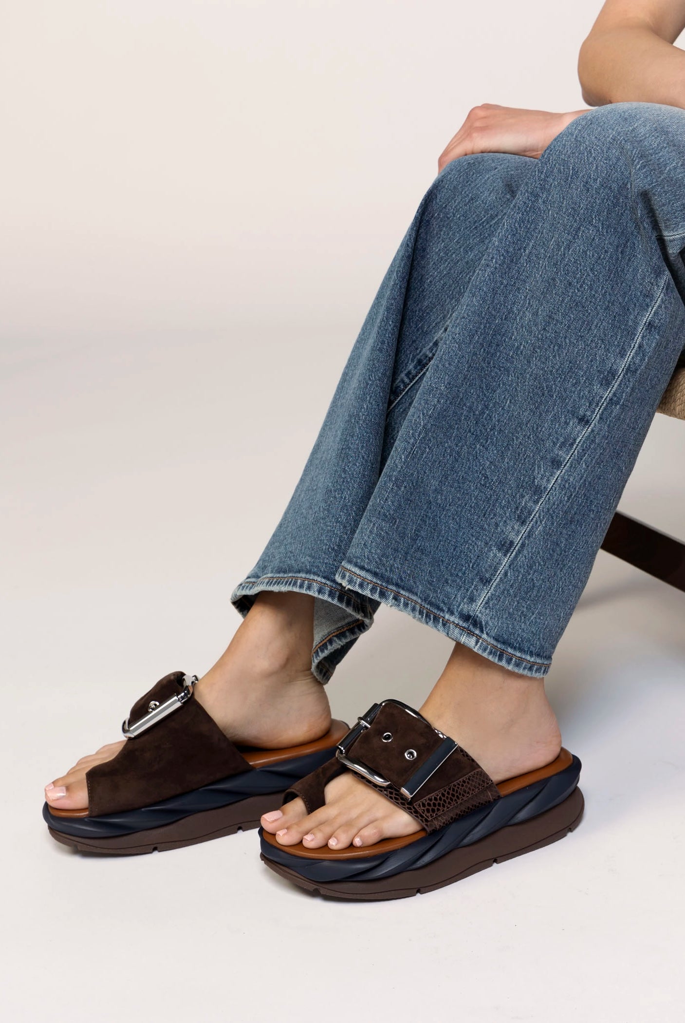 swatch_Chocolate 4ccccees mellow glow platform sandal