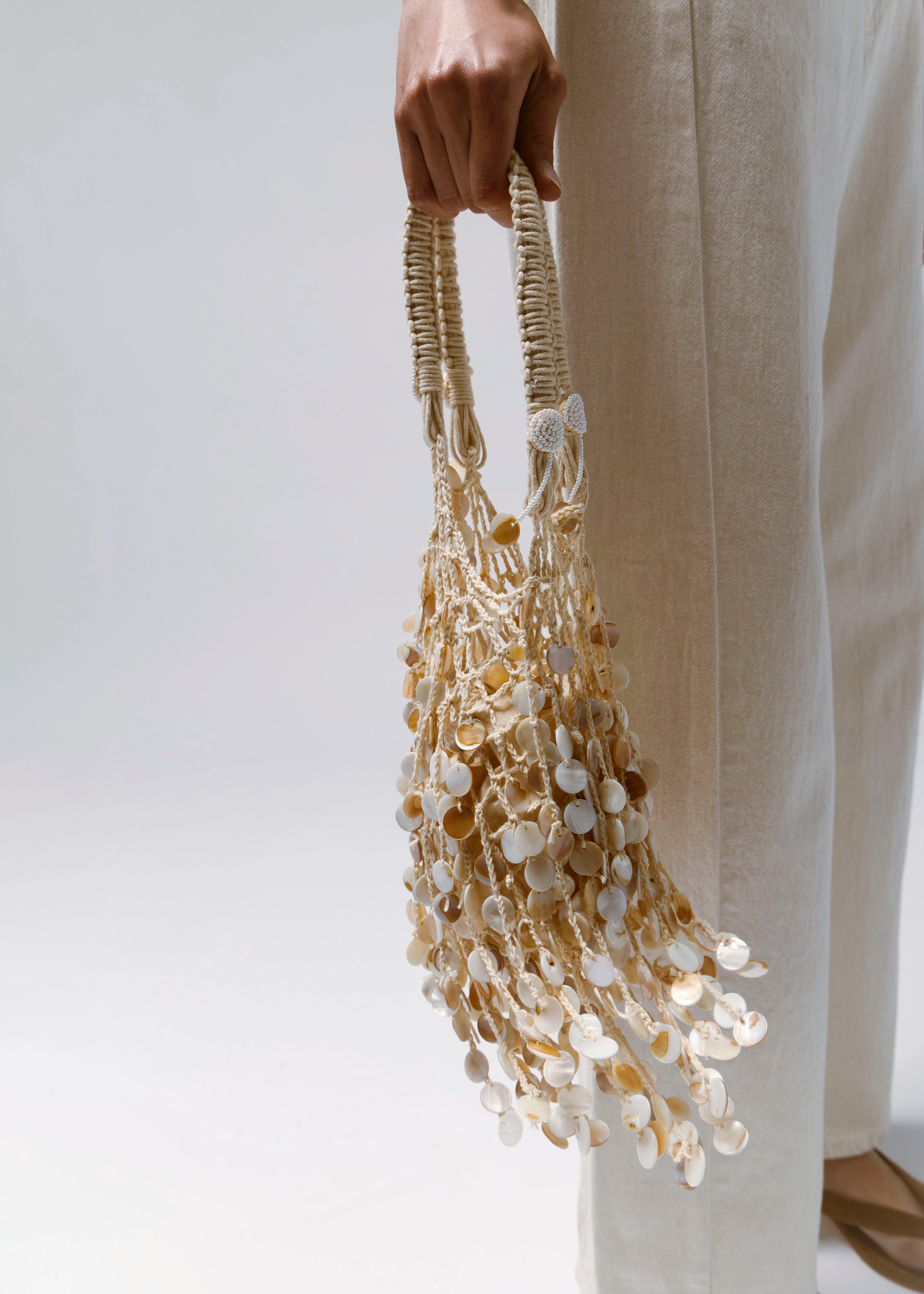 swatch_Natural melie bianco skye shell bag