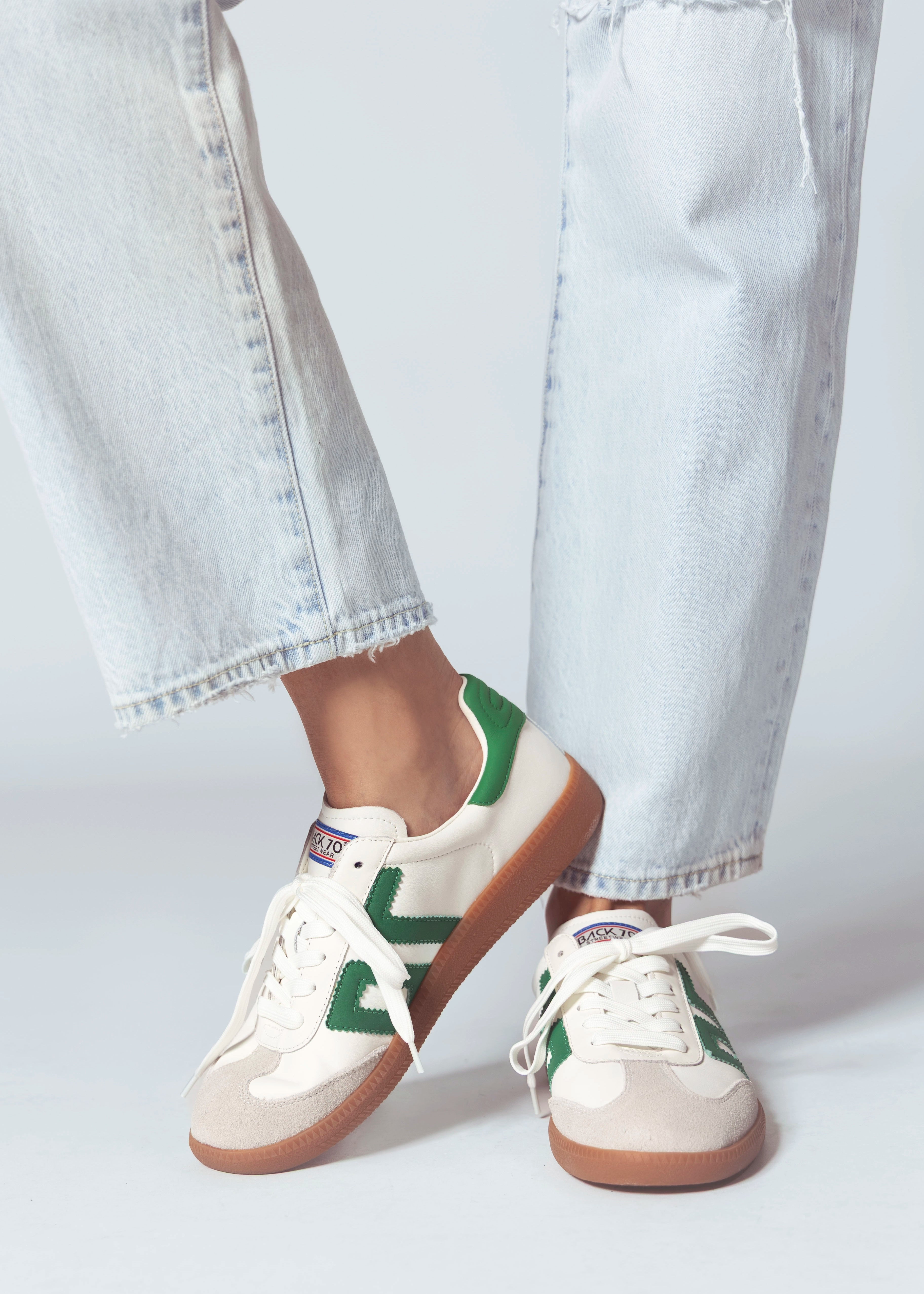 swatch_white/green cloud lace up sneaker shoes