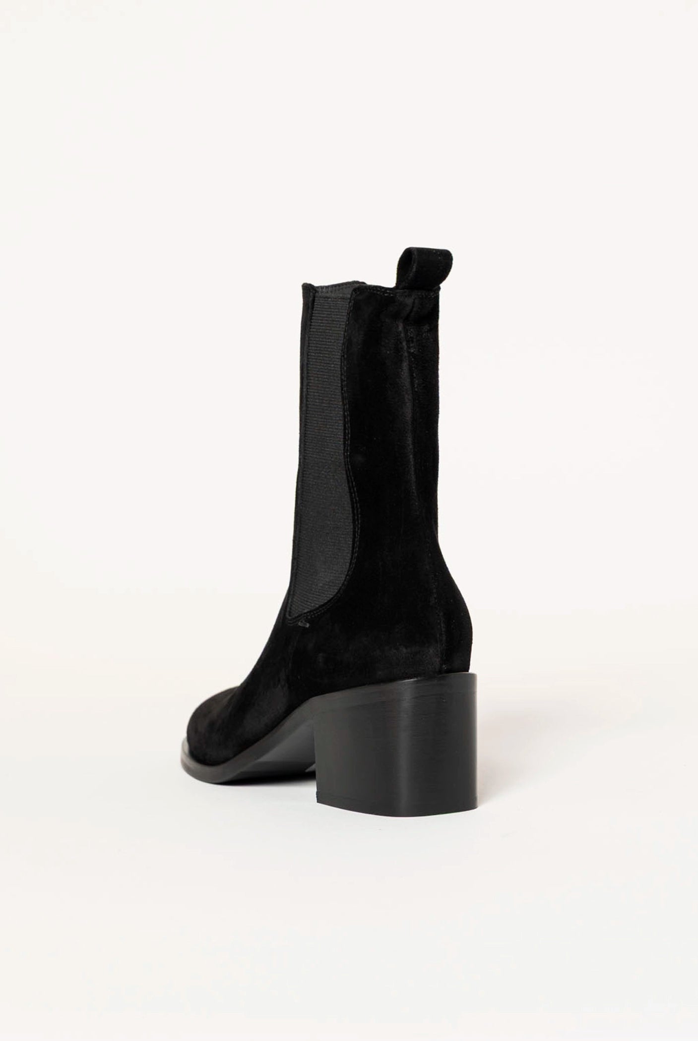 swatch_Black Suede heeled chelsea boot