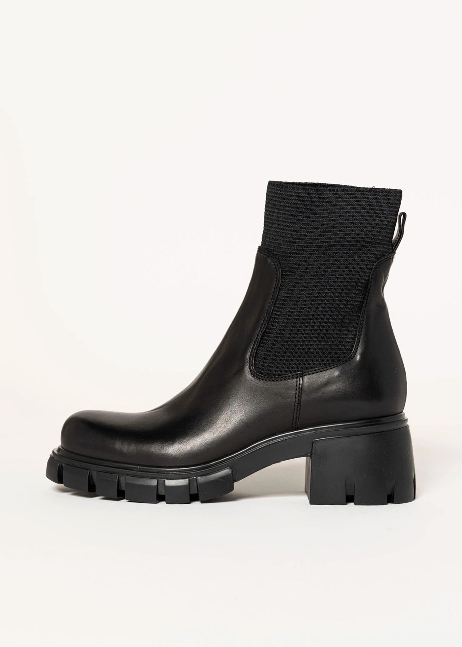 swatch_Black Leather l'idea lug sole sock boot