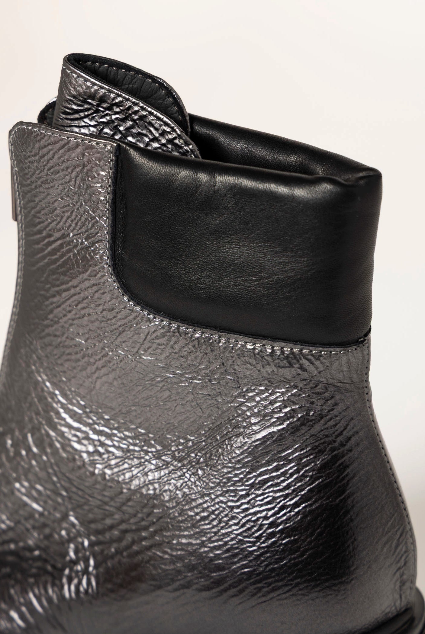 swatch_Steel_leather /7065