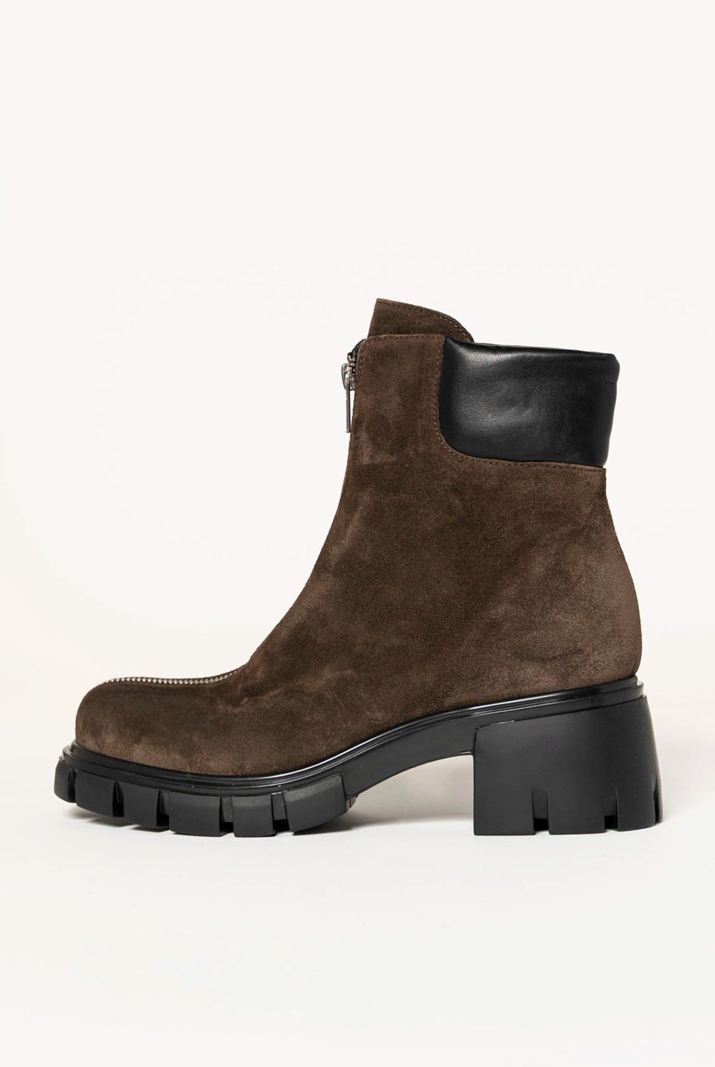 swatch_chocolate_suede /7065