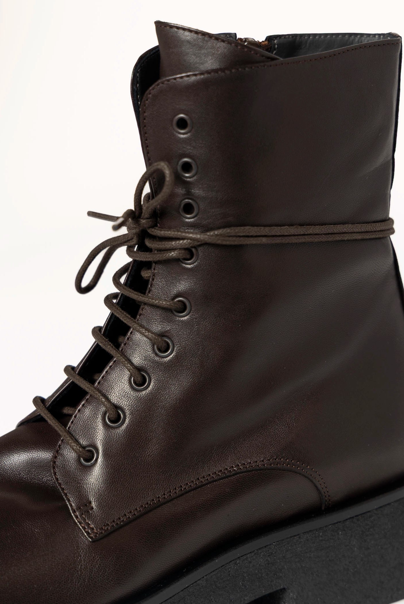 swatch_Brown Leather combat boot