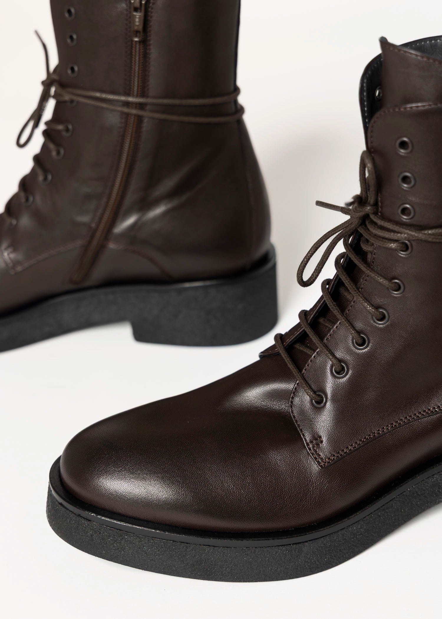 swatch_Brown Leather combat boot