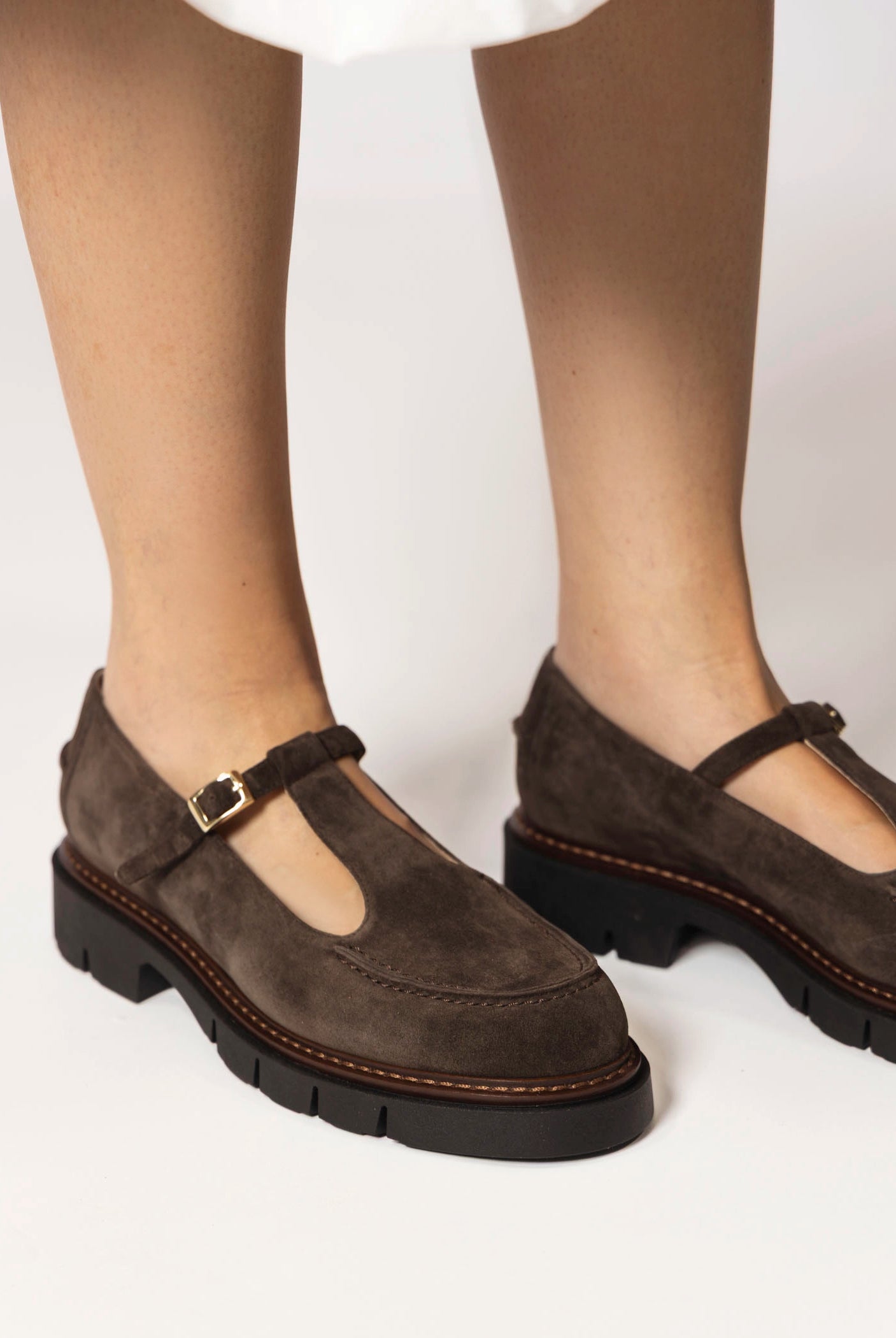 swatch_Coco suede olga mary jane