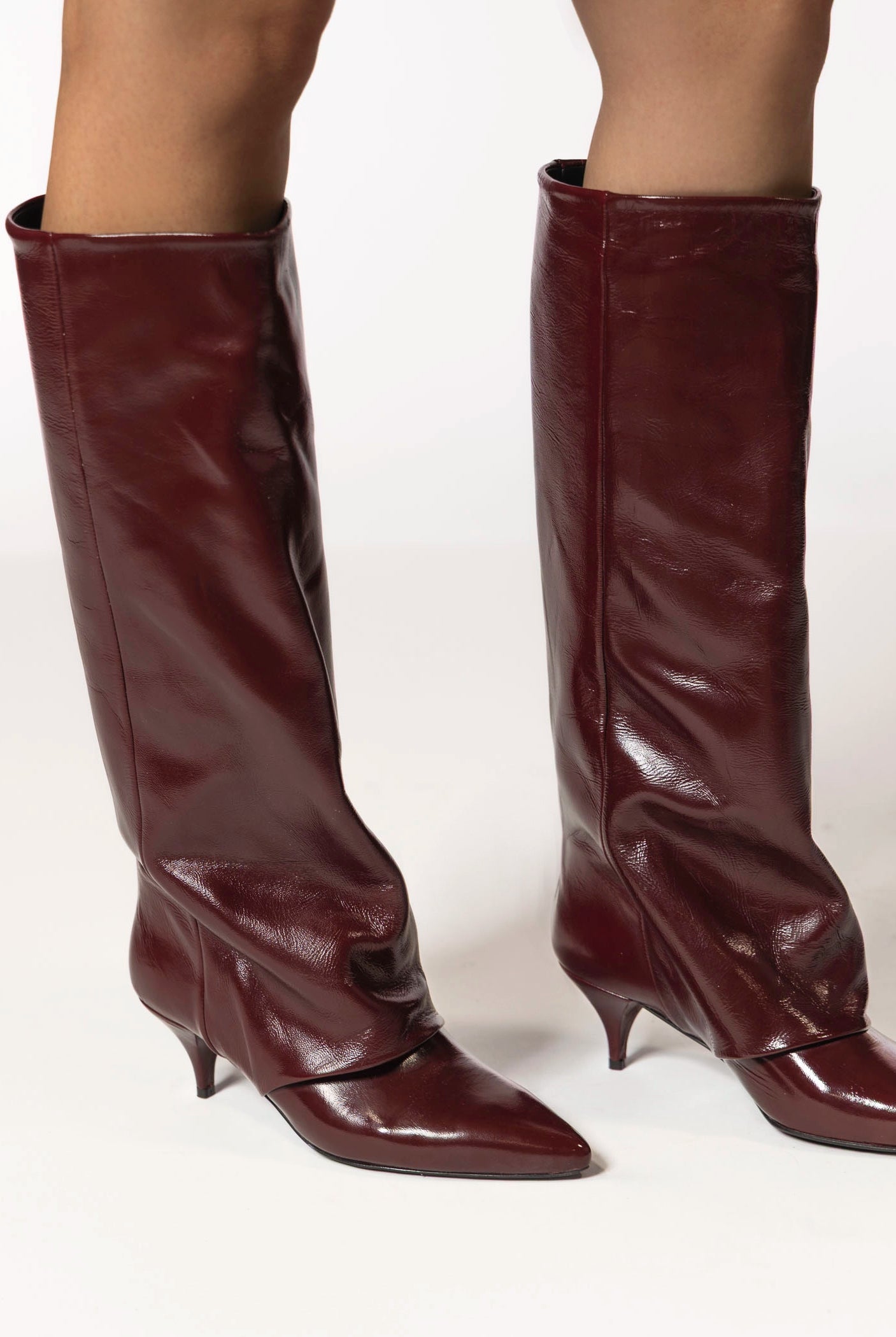 swatch_Bordo Patent fold over dress boot