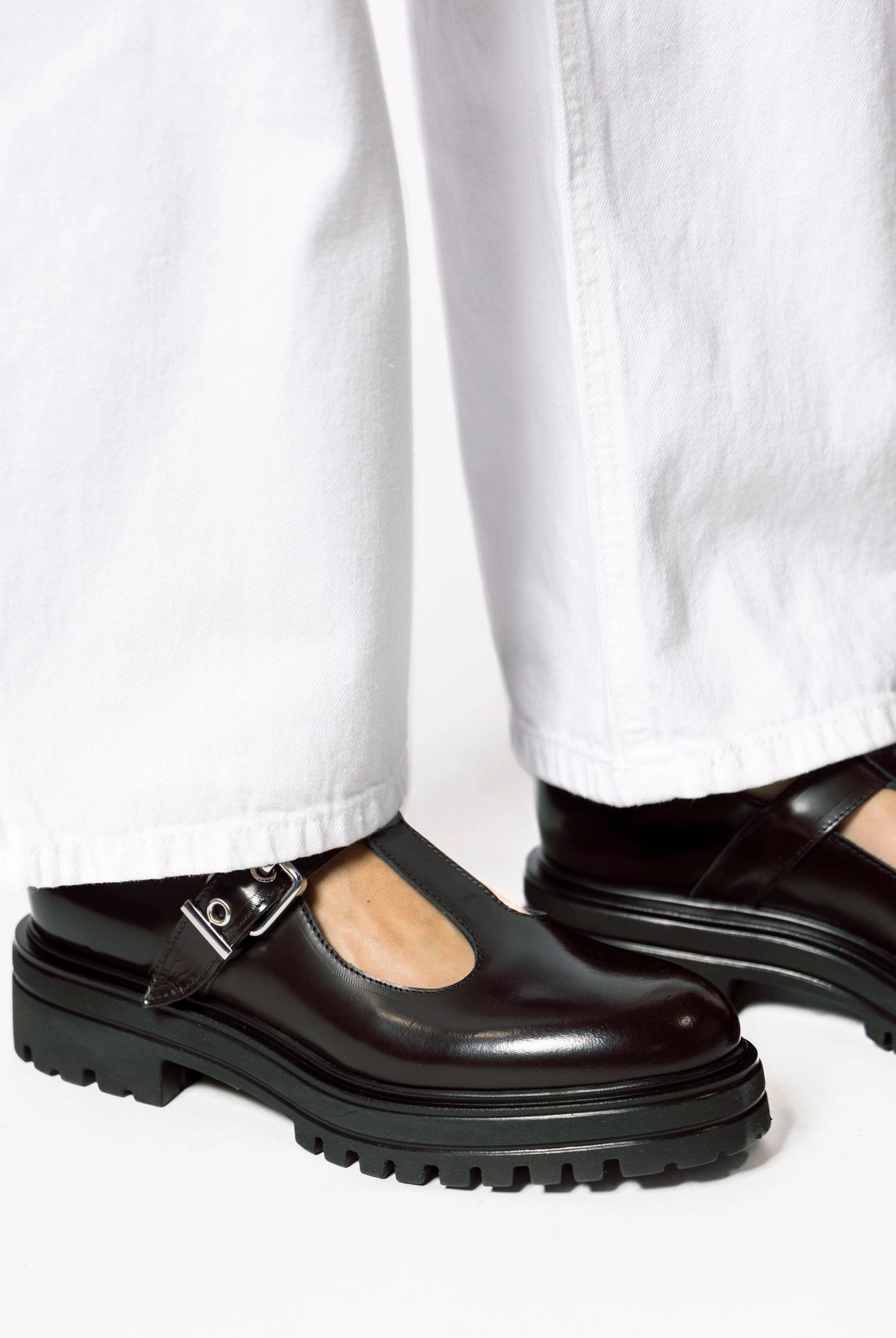 swatch_Wine leather lug sole mary jane