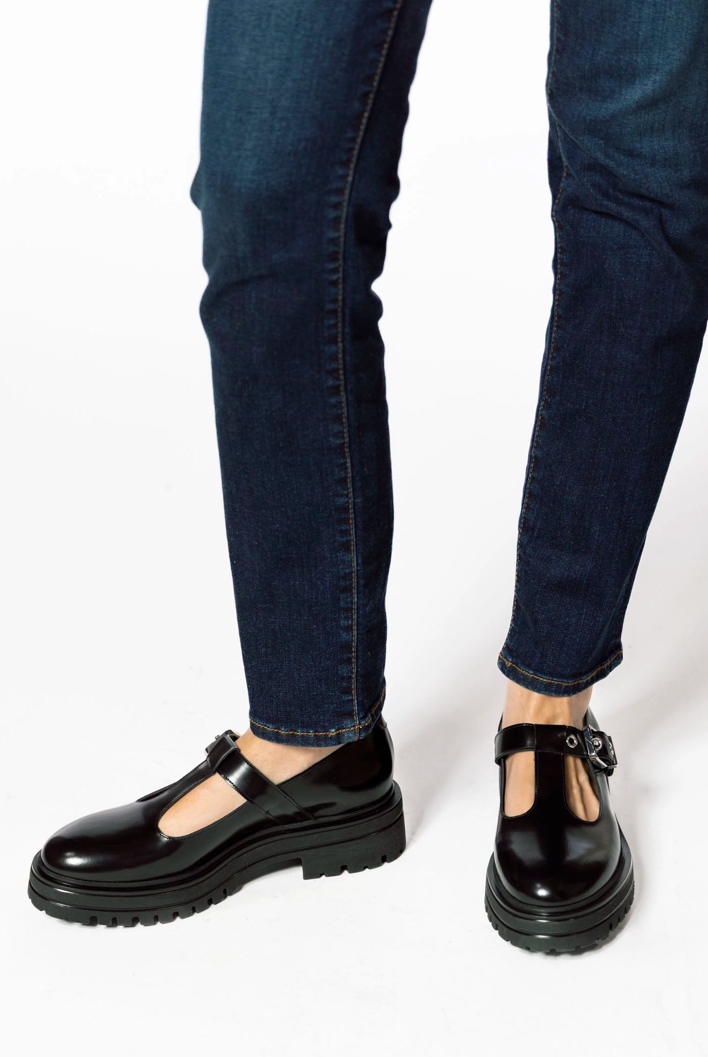 swatch_Black Leather lug sole mary jane