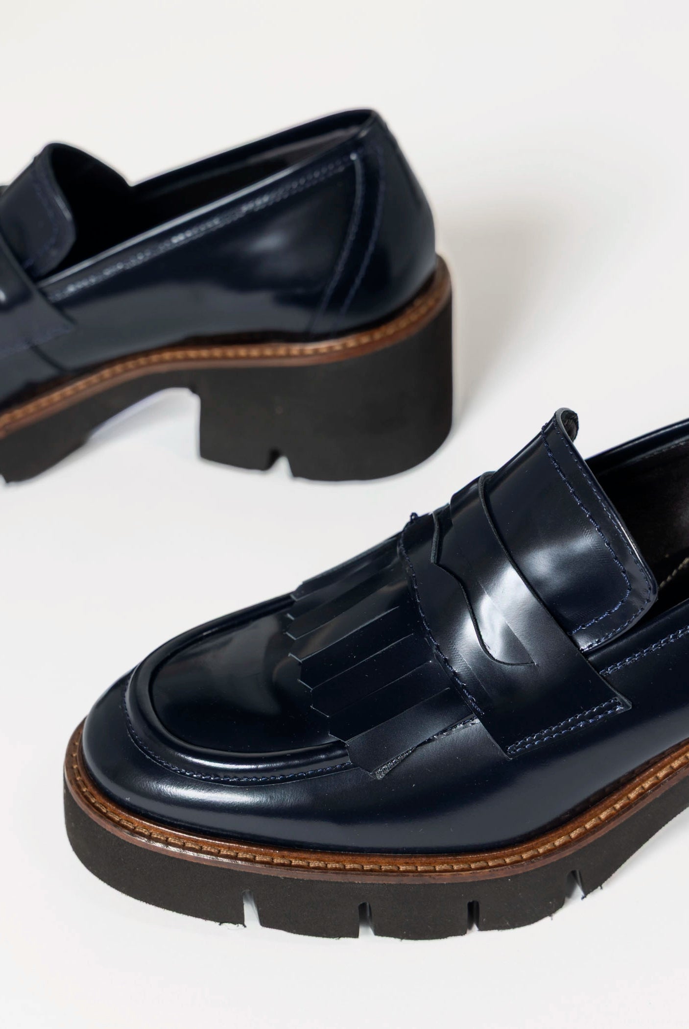 swatch_Navy Leather heeled loafer