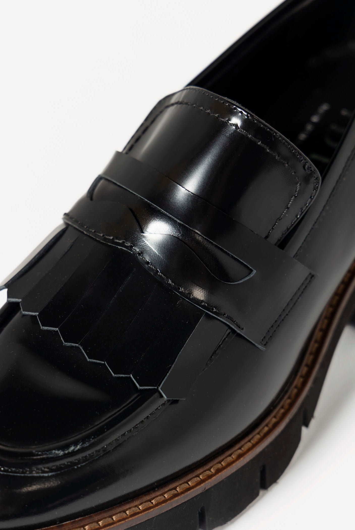 swatch_Black Leather heeled loafer