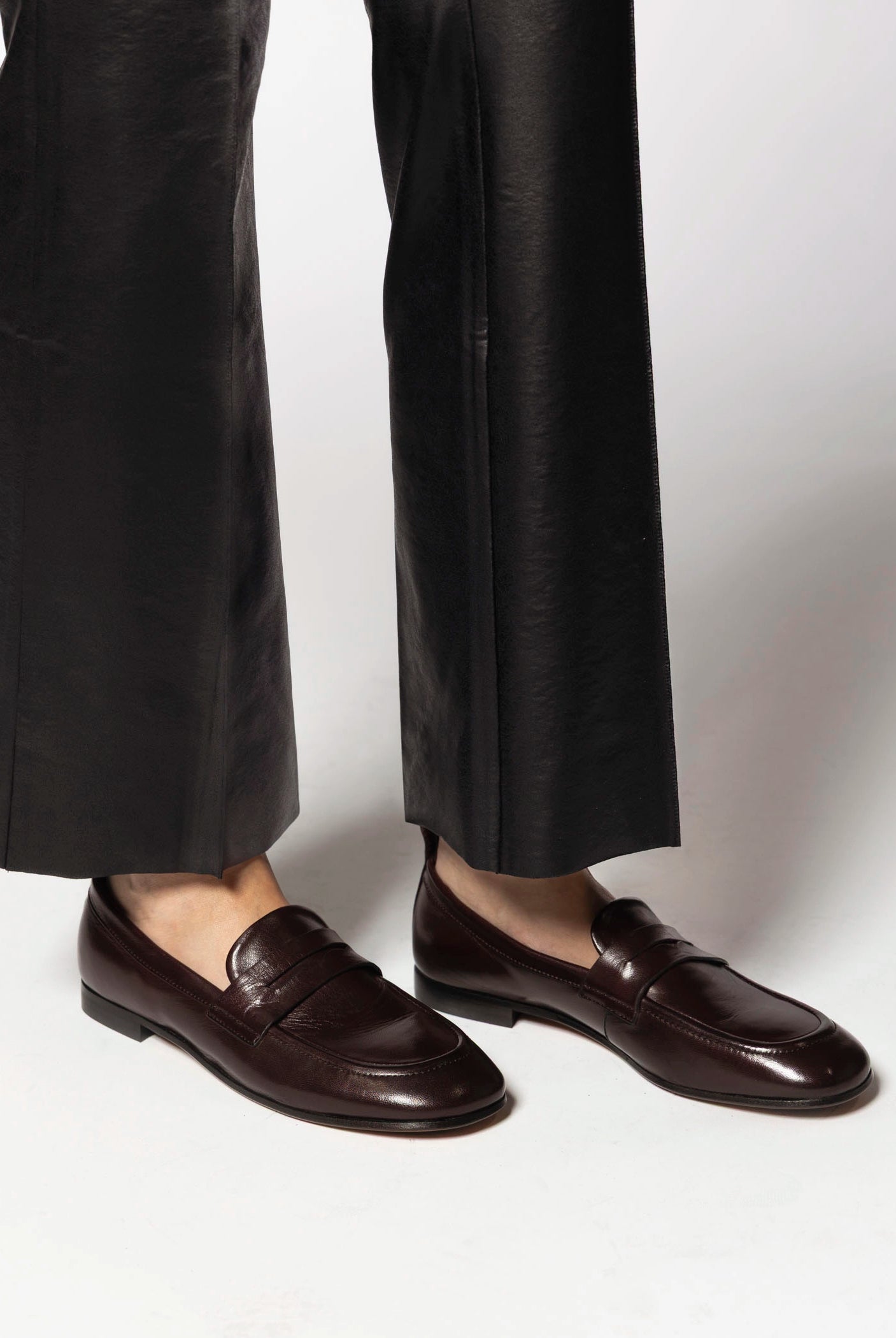 swatch_Marsala leather loafer