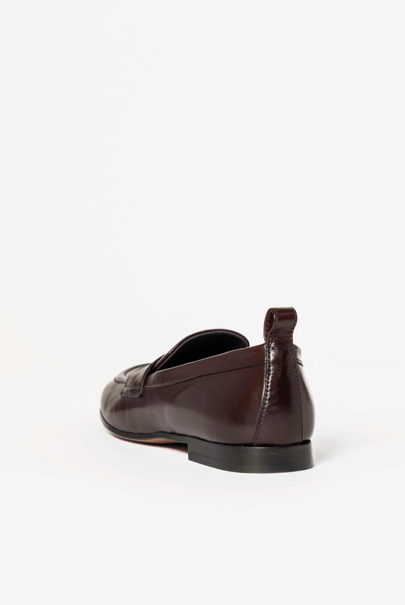 swatch_Marsala leather loafer