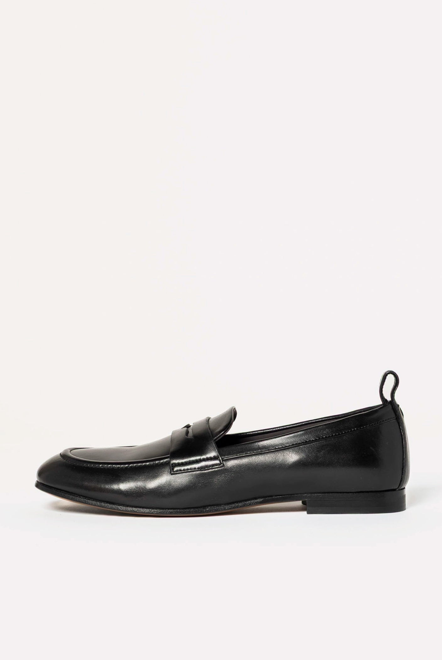 swatch_Black leather loafer