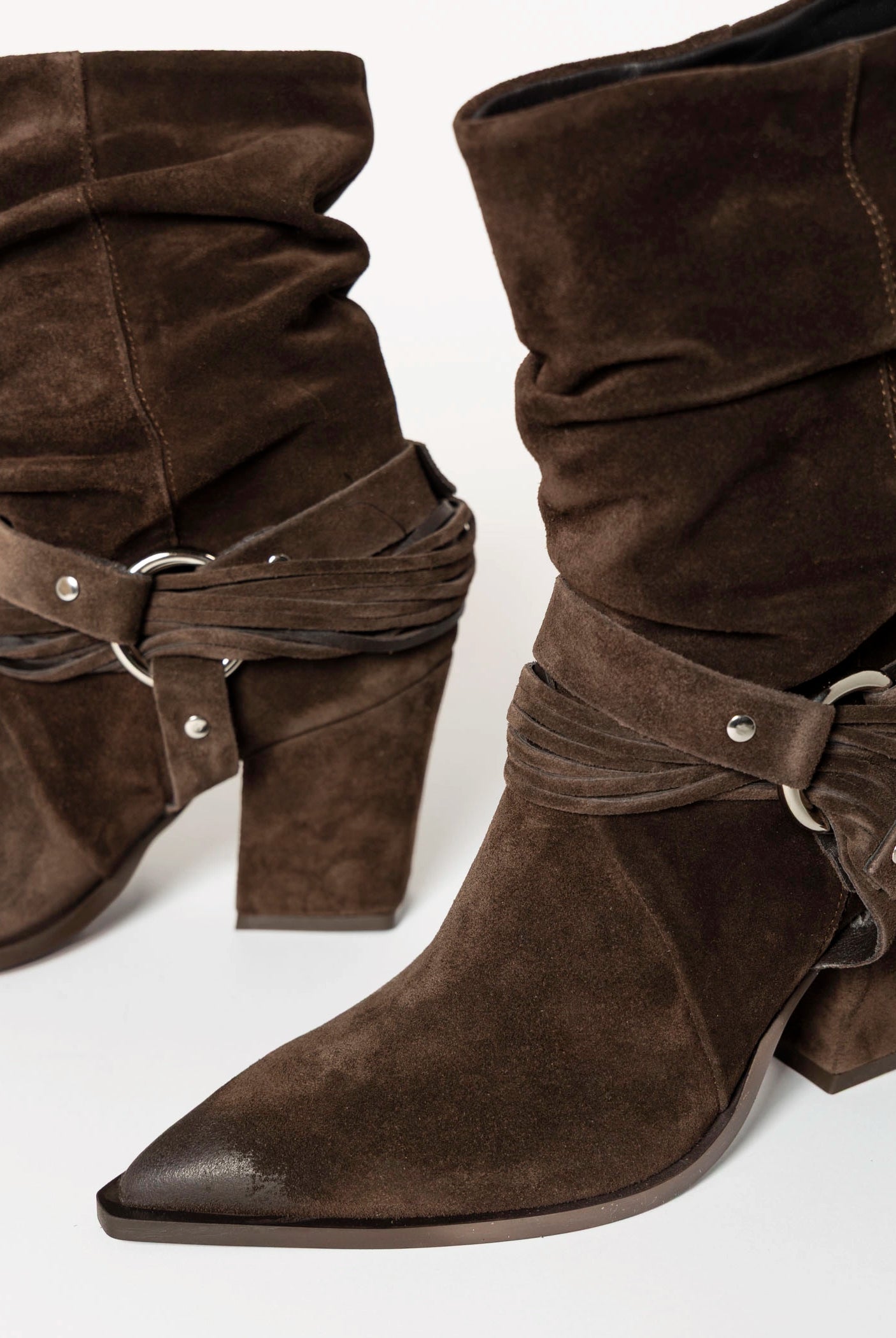 swatch_brown suede moto boot