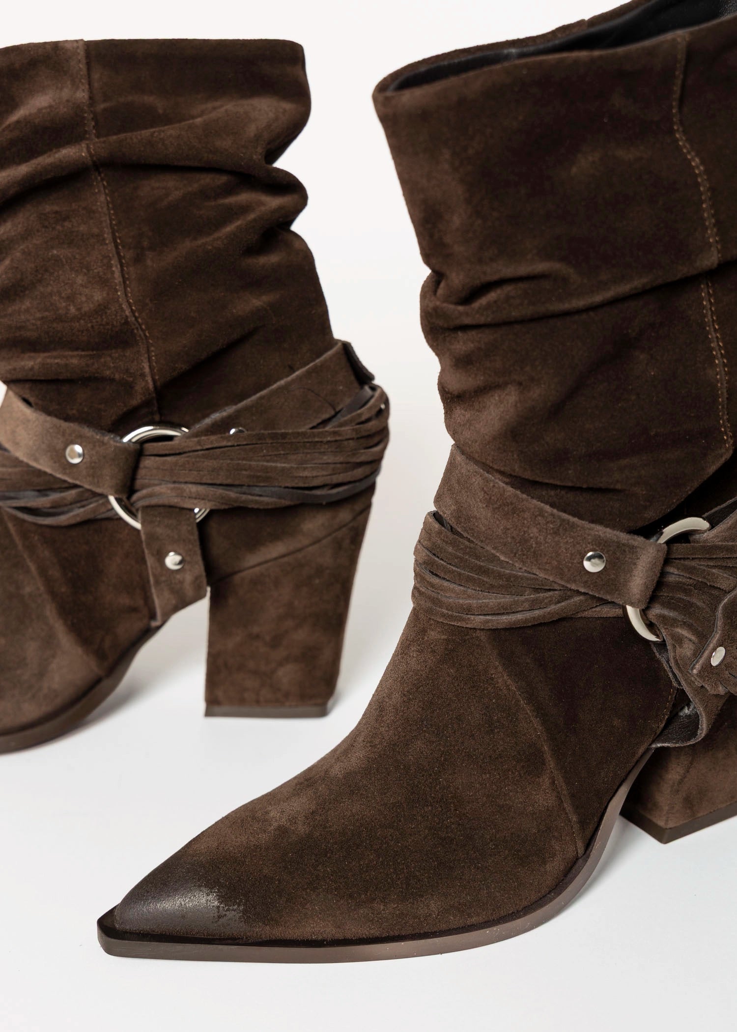 swatch_brown suede moto boot