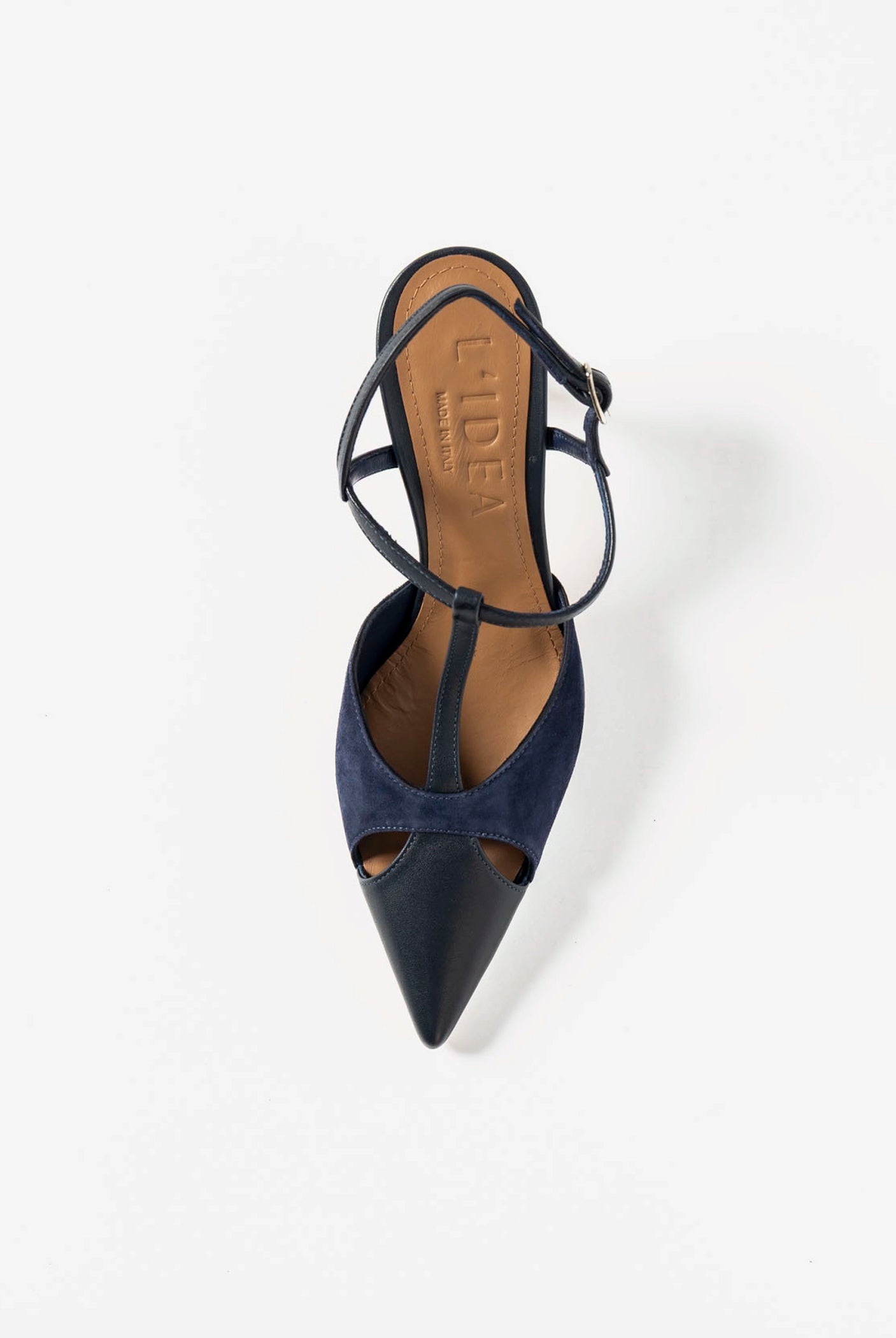 swatch_Navy pia leather pump