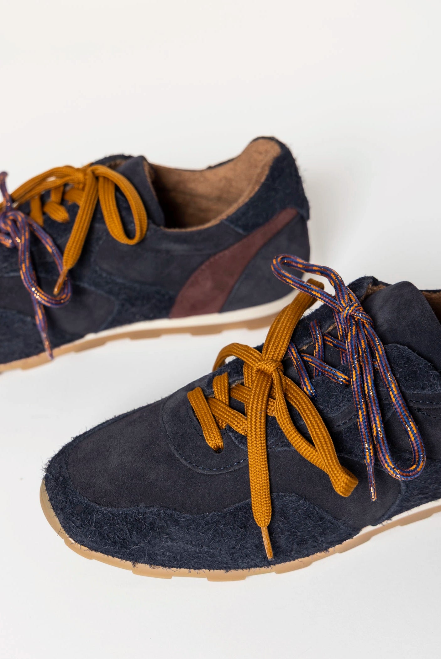 swatch_Navy Multi lace up sneaker