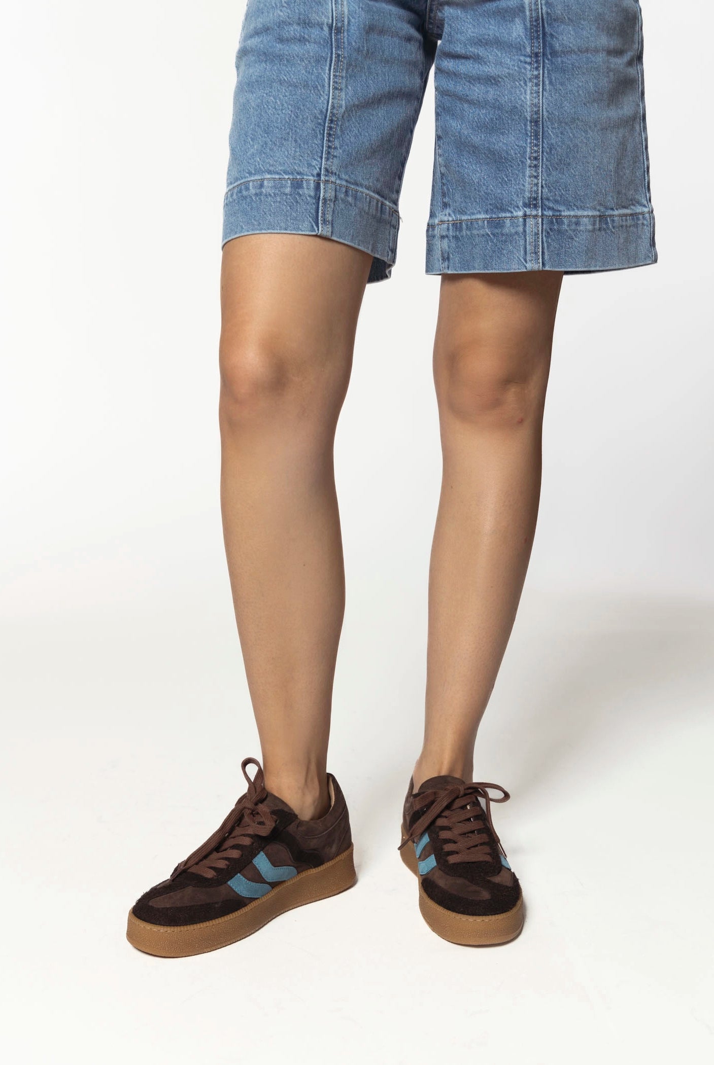 swatch_Brown Multi gum sole sneaker