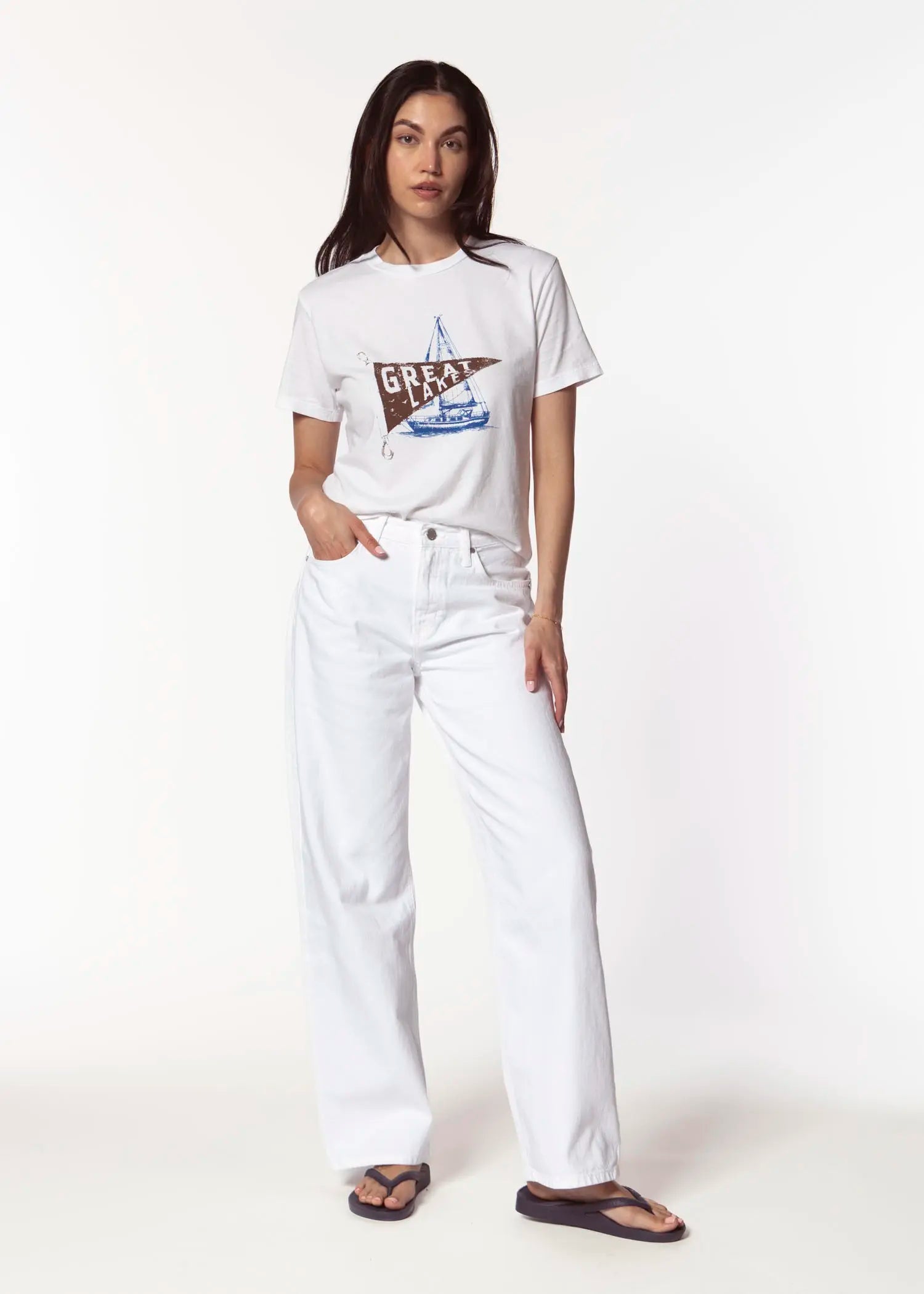 swatch_white relaxed straight leg jean apparel