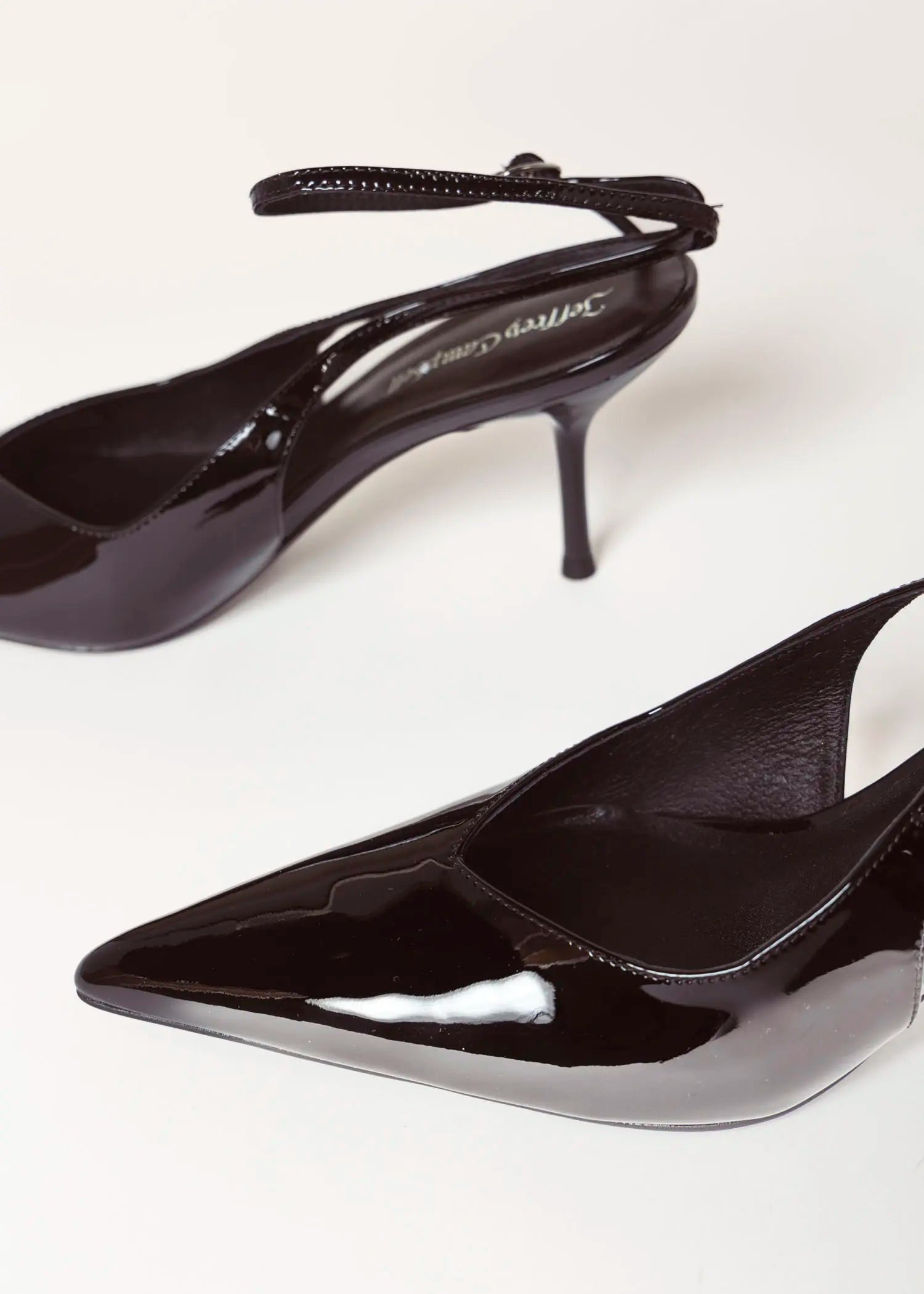 swatch_black executive slingback pump heels