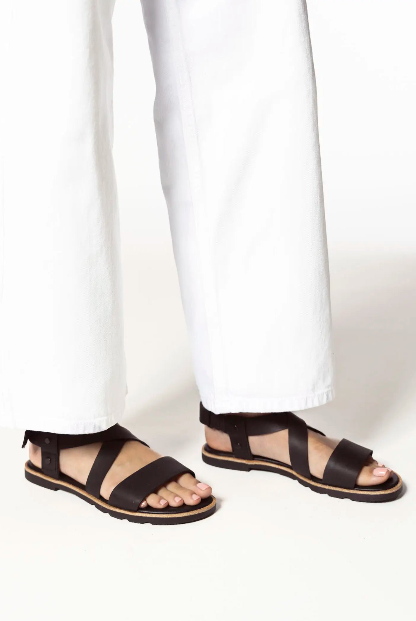 swatch_black ella sandal flat sandals