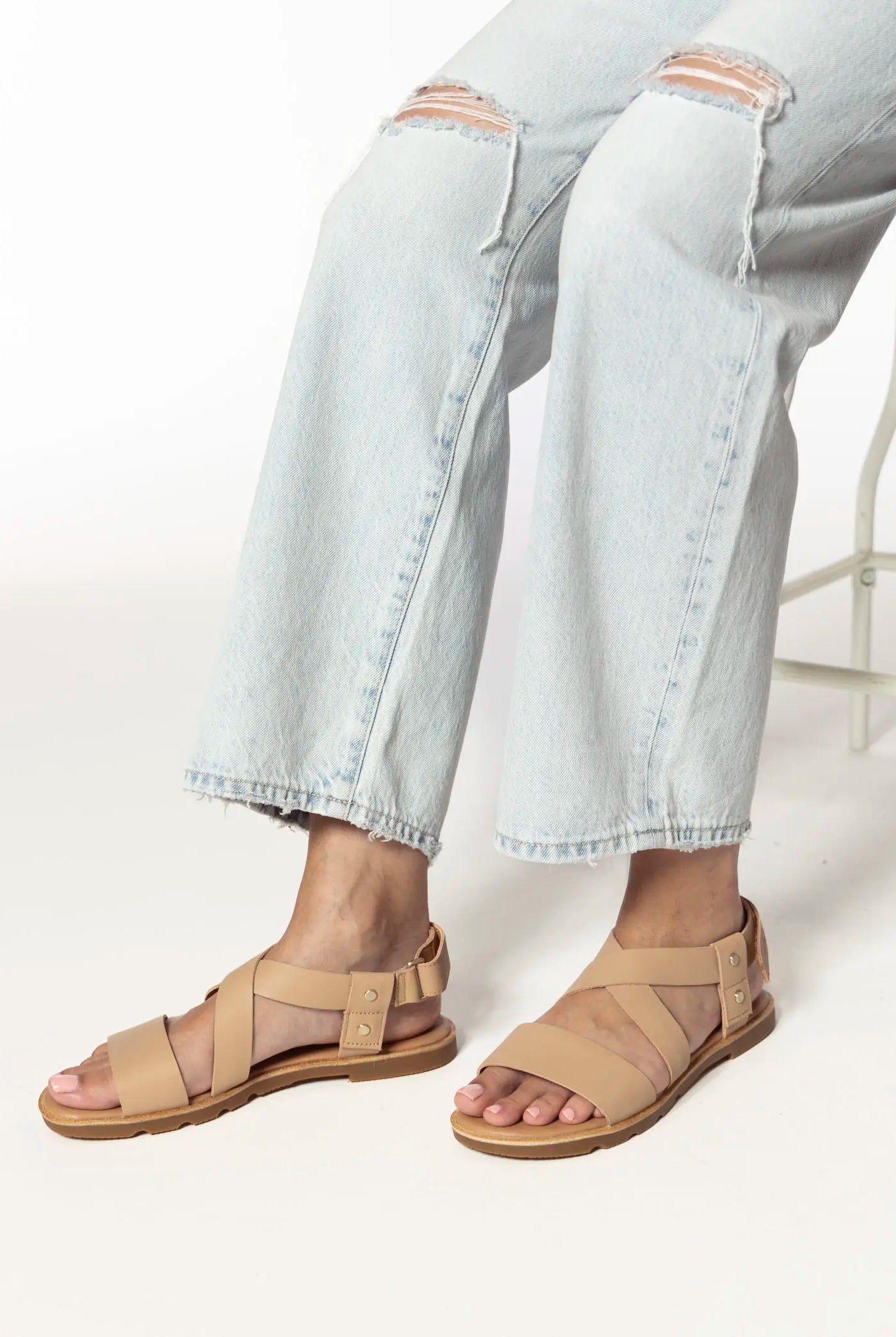 swatch_beige ella sandal flat sandals