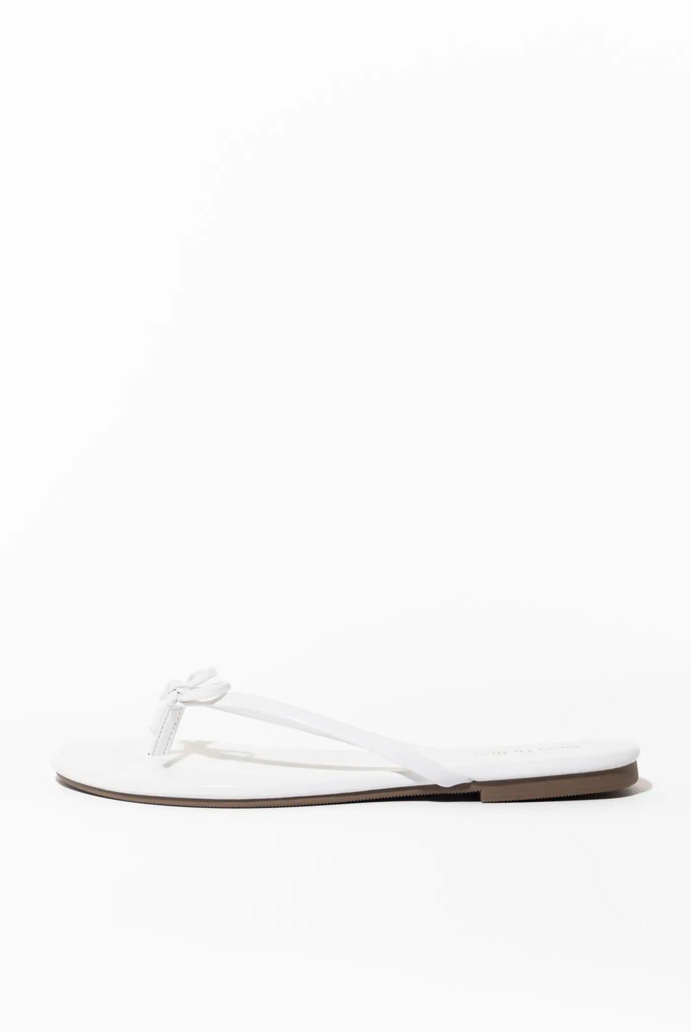swatch_white wishlist flip flop flat sandals