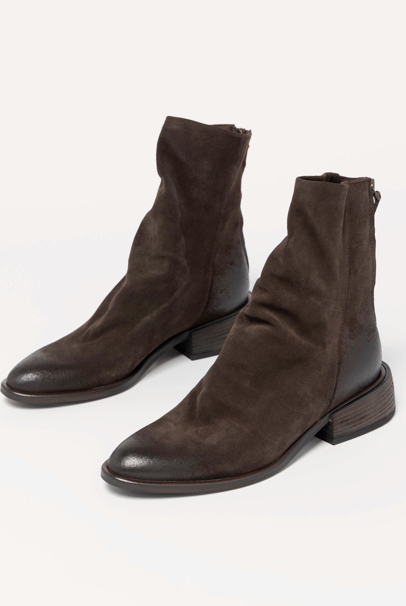 swatch_Chocolate Suede l'idea ruched ankle boot