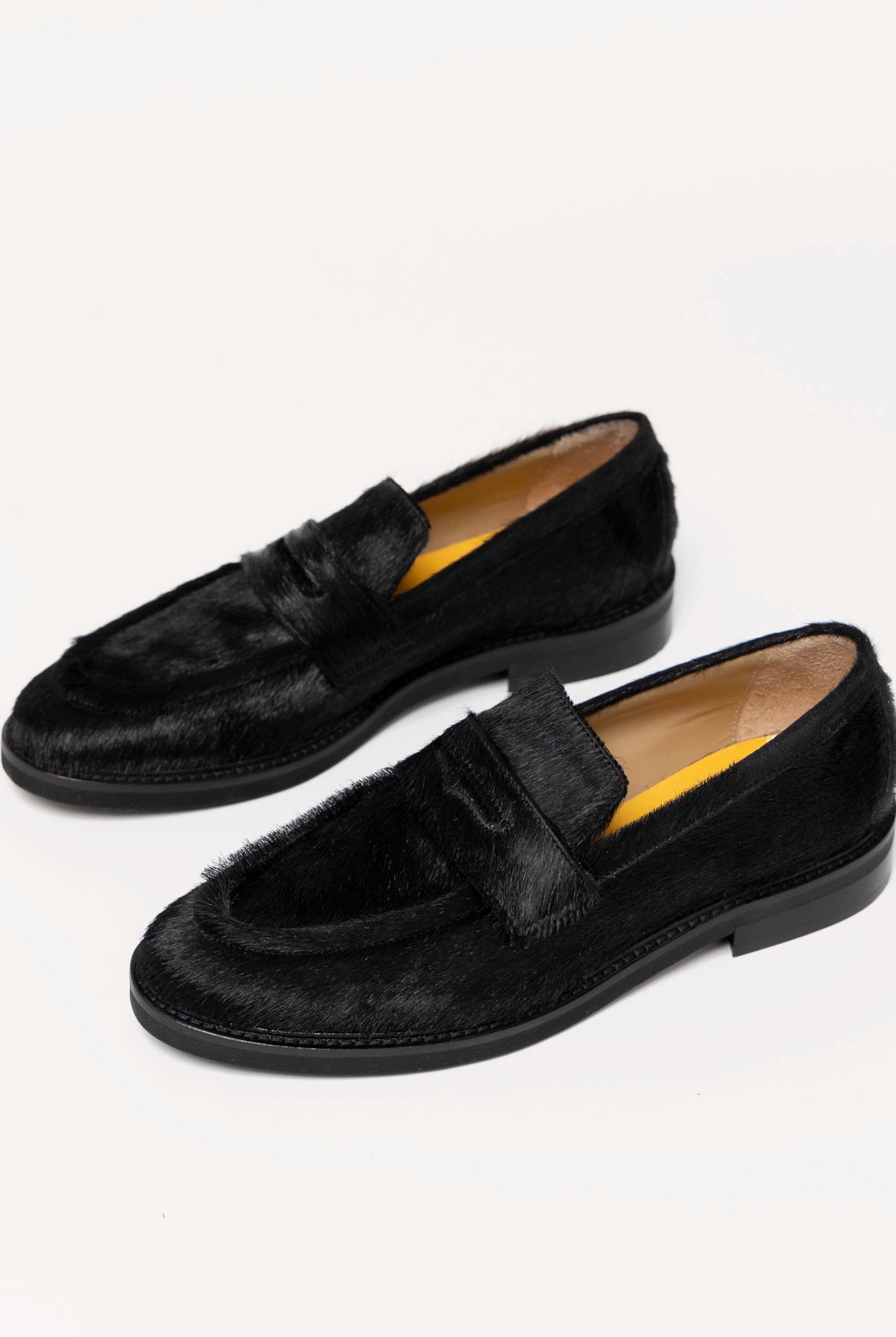 swatch_Black Haircalf l'idea haircalf penny loafer