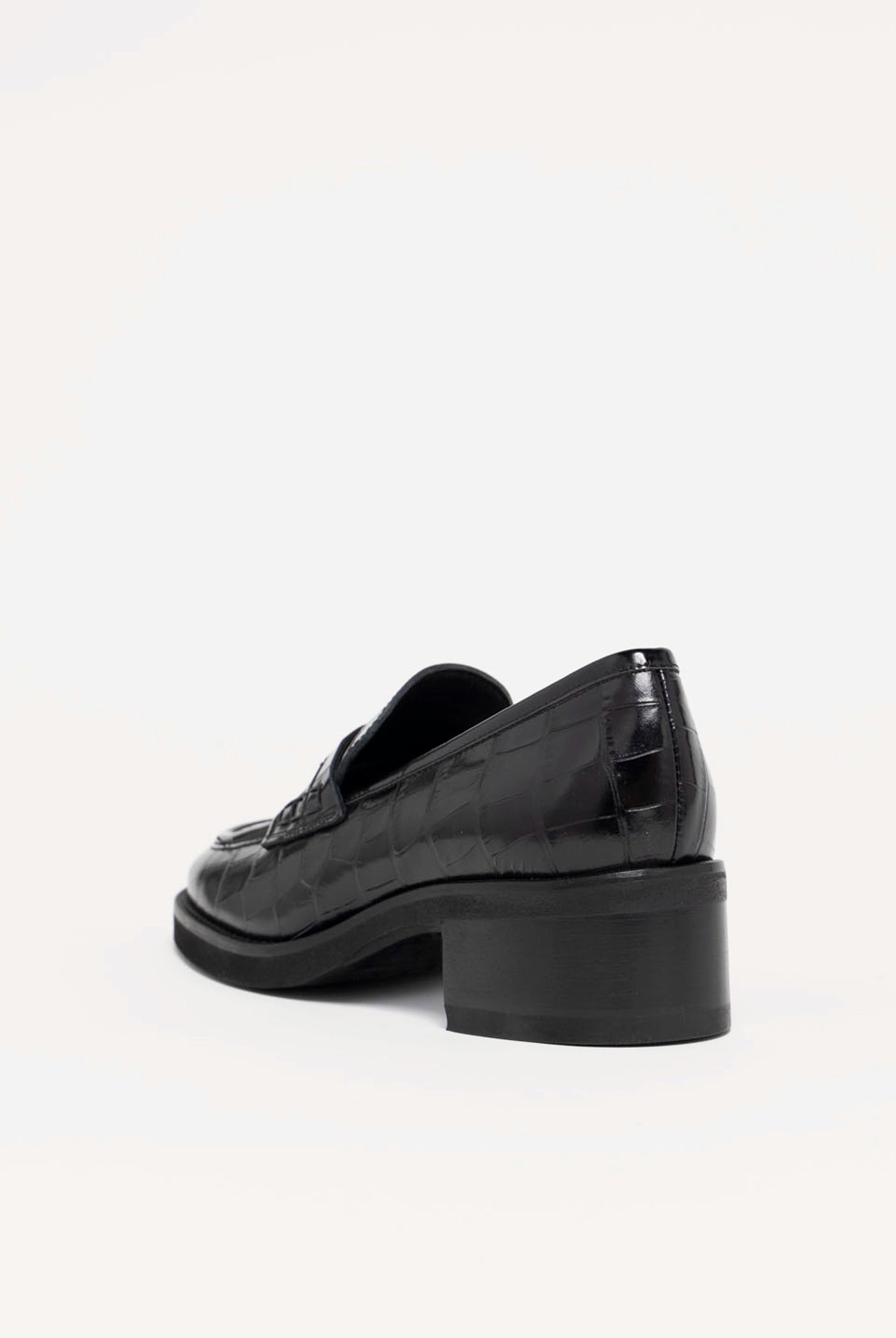 swatch_Black Croco l'idea heeled croc loafer