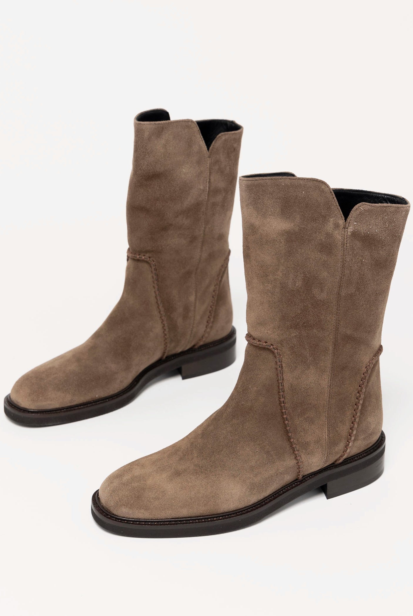 swatch_Taupe Suede l'idea mid calf boot